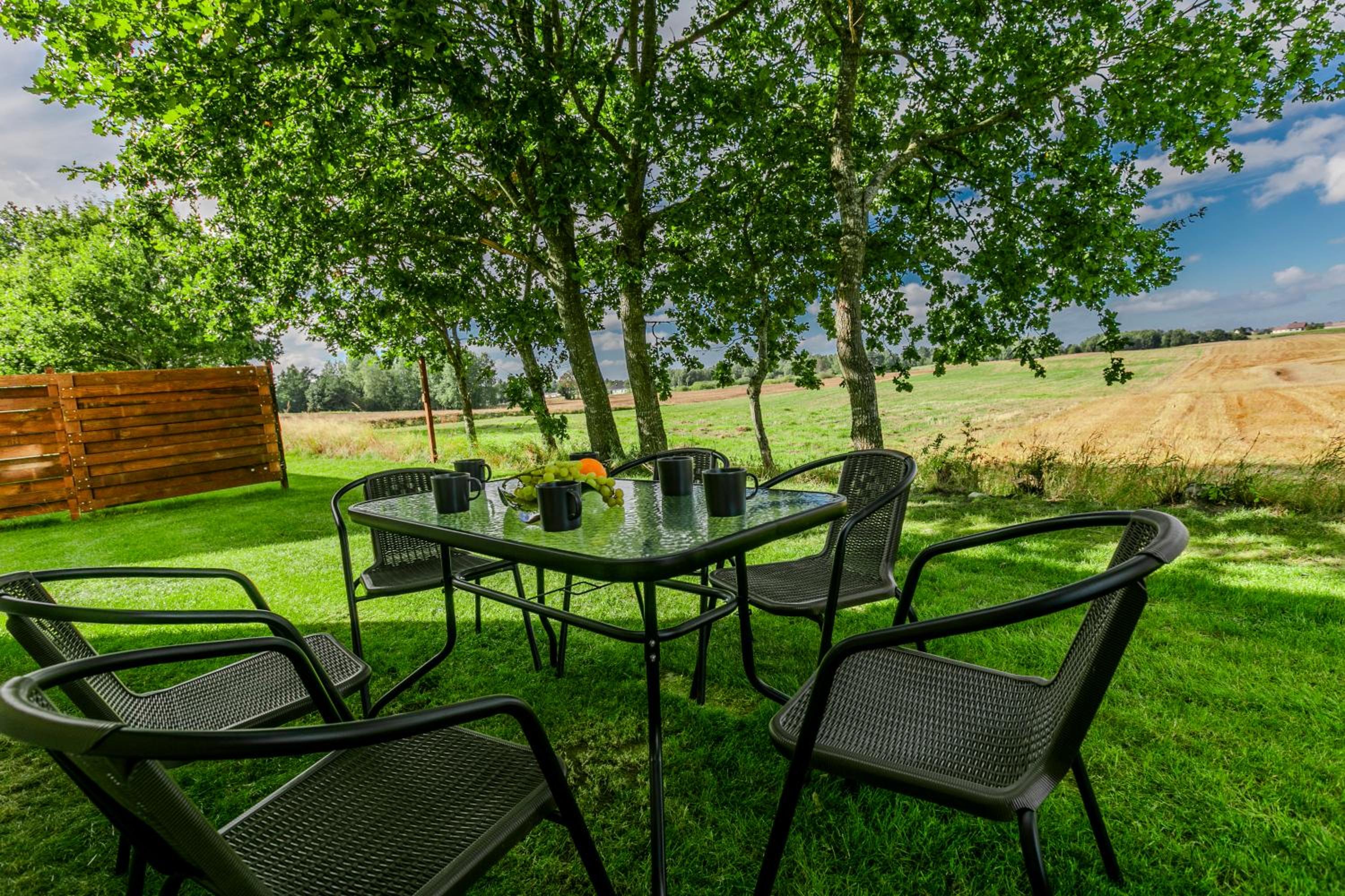 Ostoja Lemany - domki na Kaszubach, sauna, balia-jacuzzi, plac zabaw, tyrolka , dwa boiska, miejsce na ognisko, grill gazowy