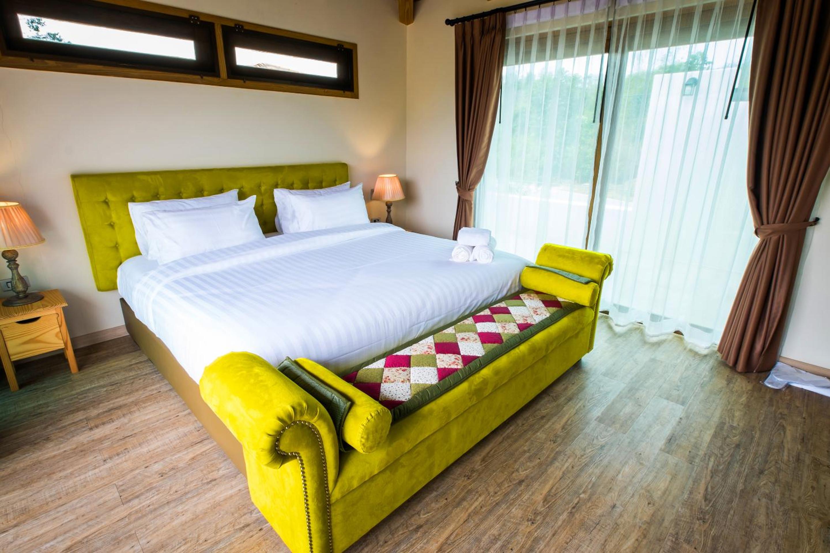 Mela Garden Retreat Cottage