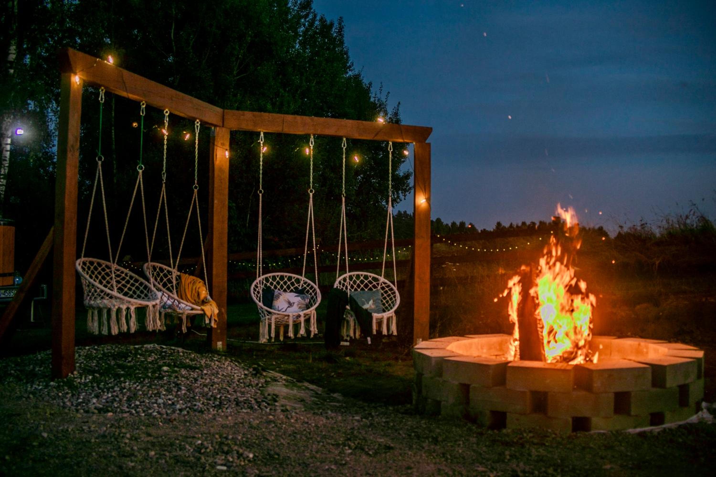 Ostoja Lemany - domki na Kaszubach, sauna, balia-jacuzzi, plac zabaw, tyrolka , dwa boiska, miejsce na ognisko, grill gazowy