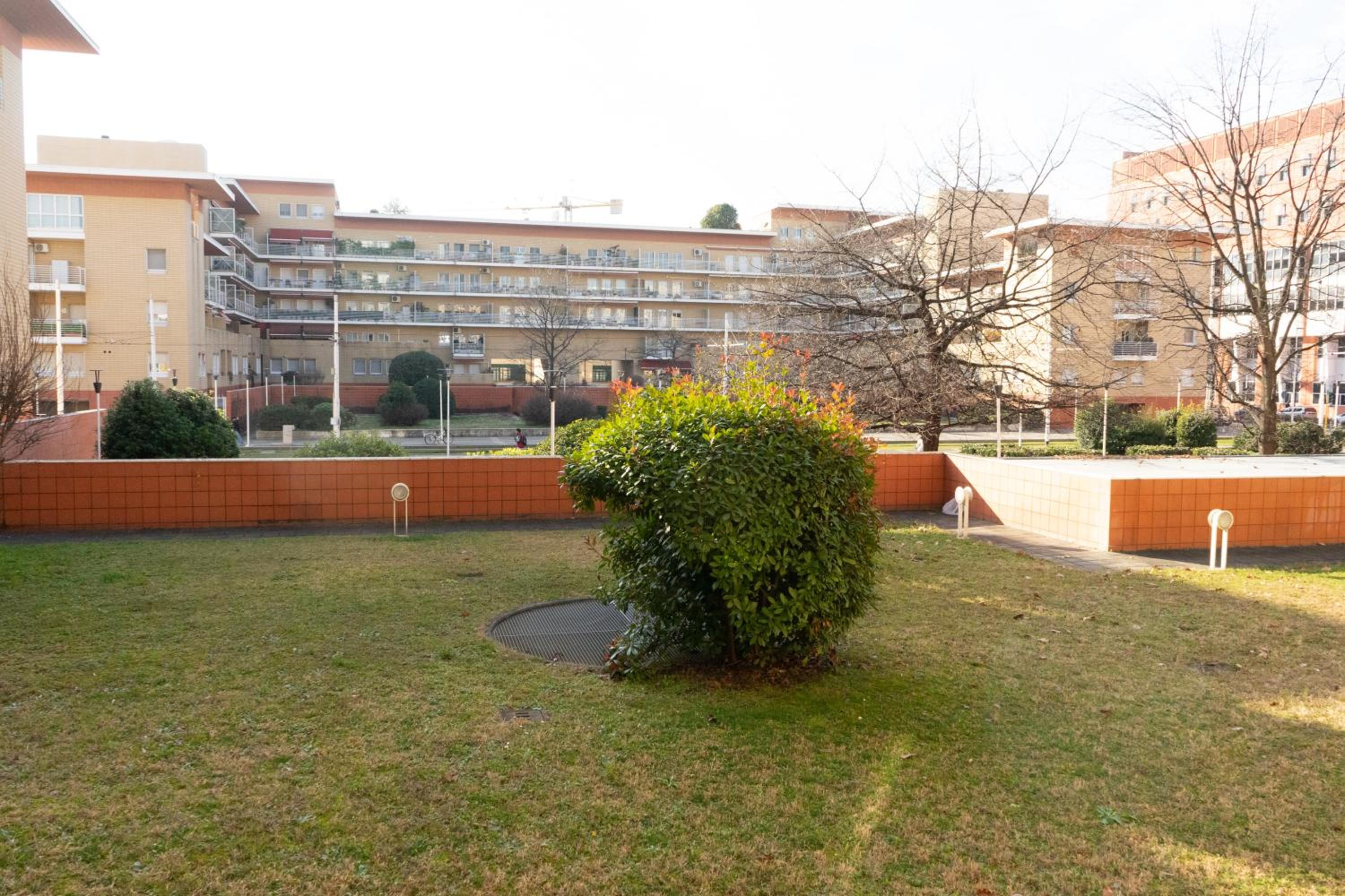 Arcimboldi's Nest - Close to Metro and Train
