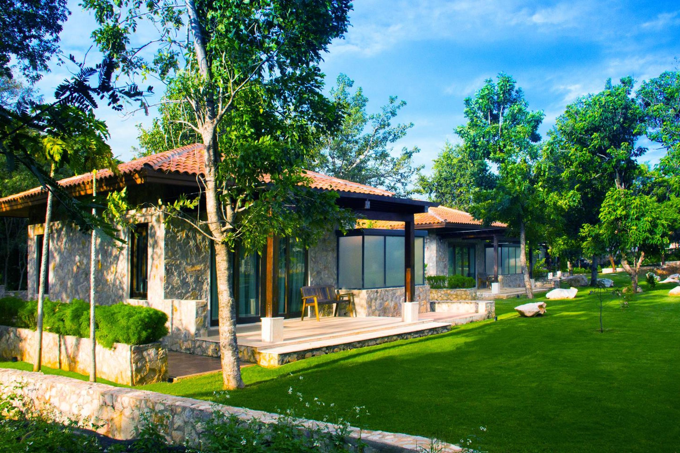 Mela Garden Retreat Cottage