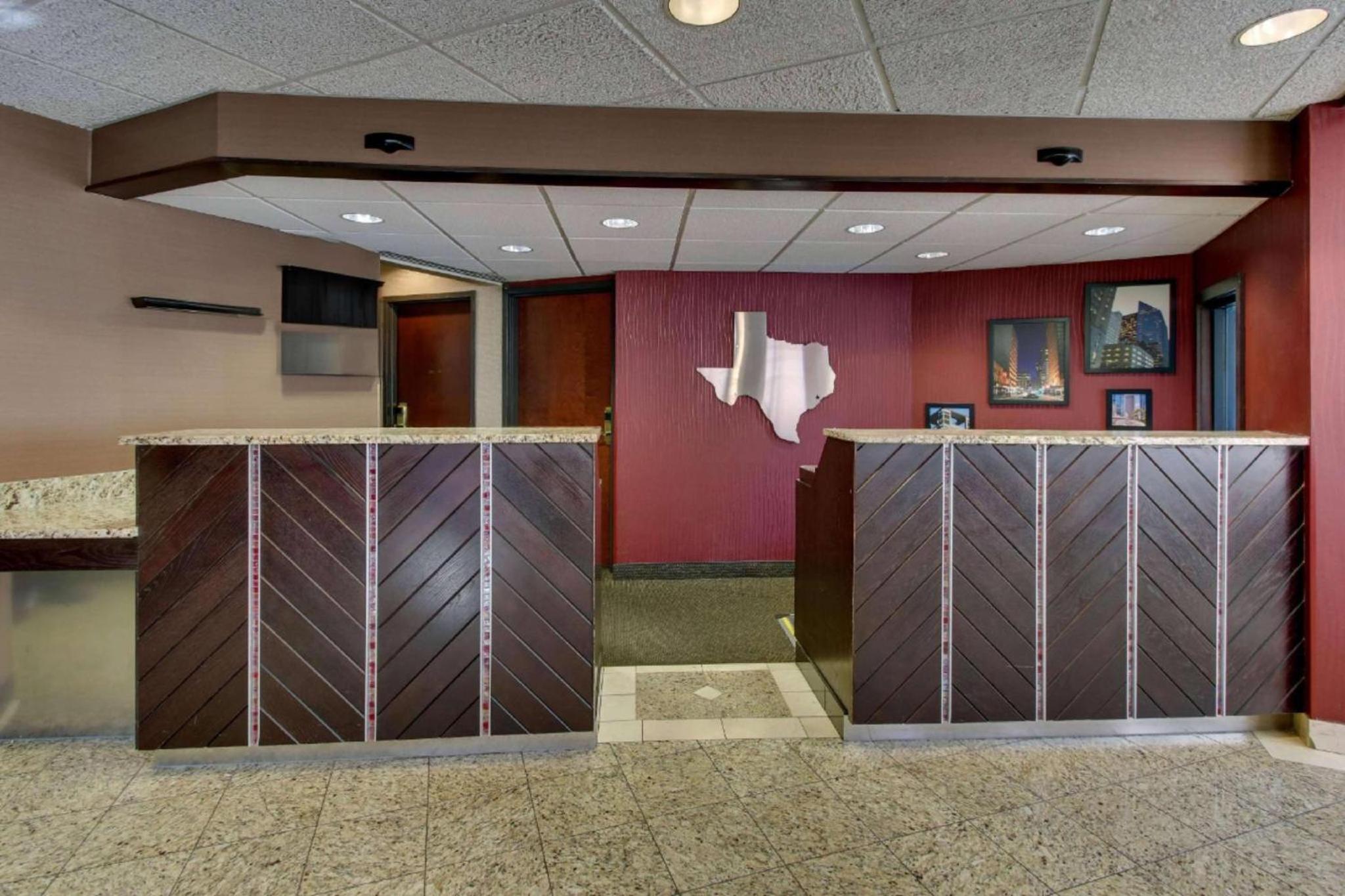 Heritage Inn Suites Houston Sugar Land, Trademark by Wyndham