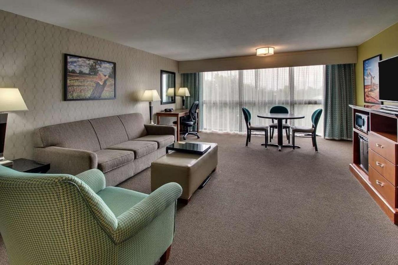 Heritage Inn Suites Houston Sugar Land, Trademark by Wyndham