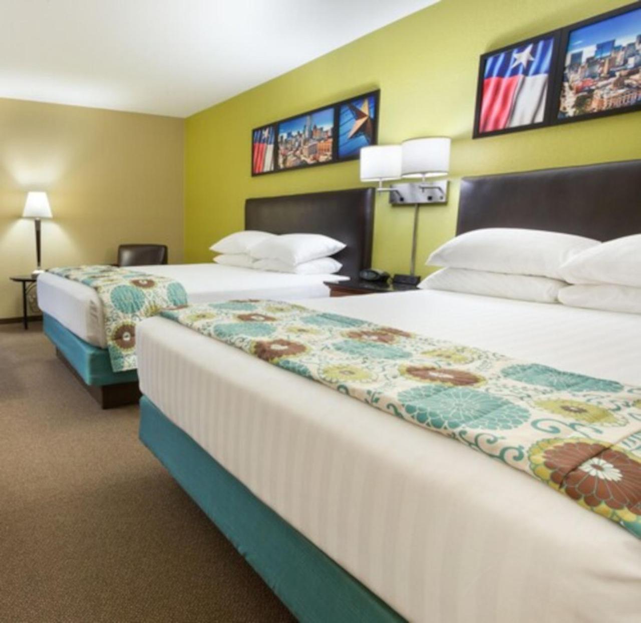 Heritage Inn Suites Houston Sugar Land, Trademark by Wyndham