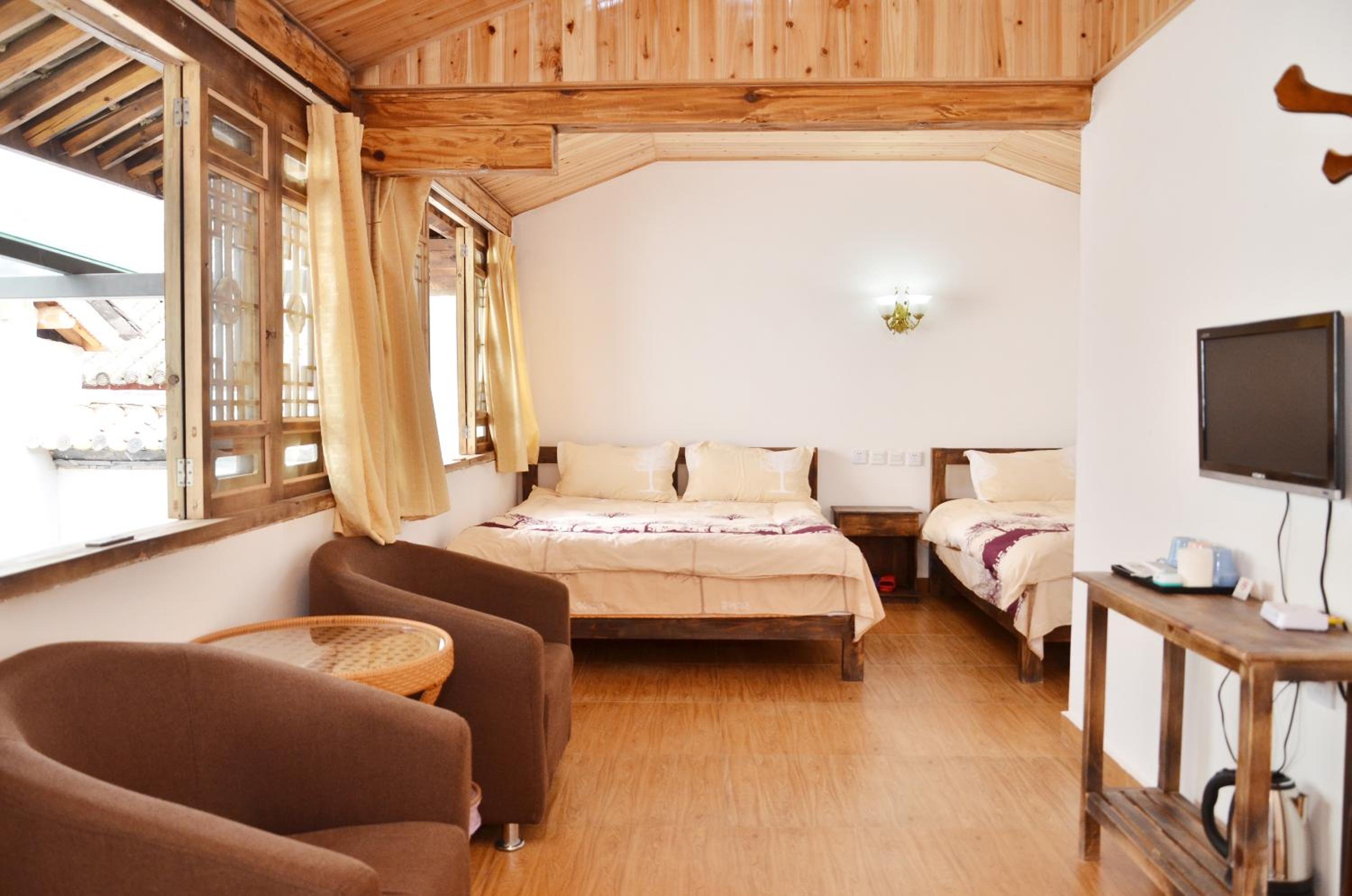 Tourist Courtyard Hotel