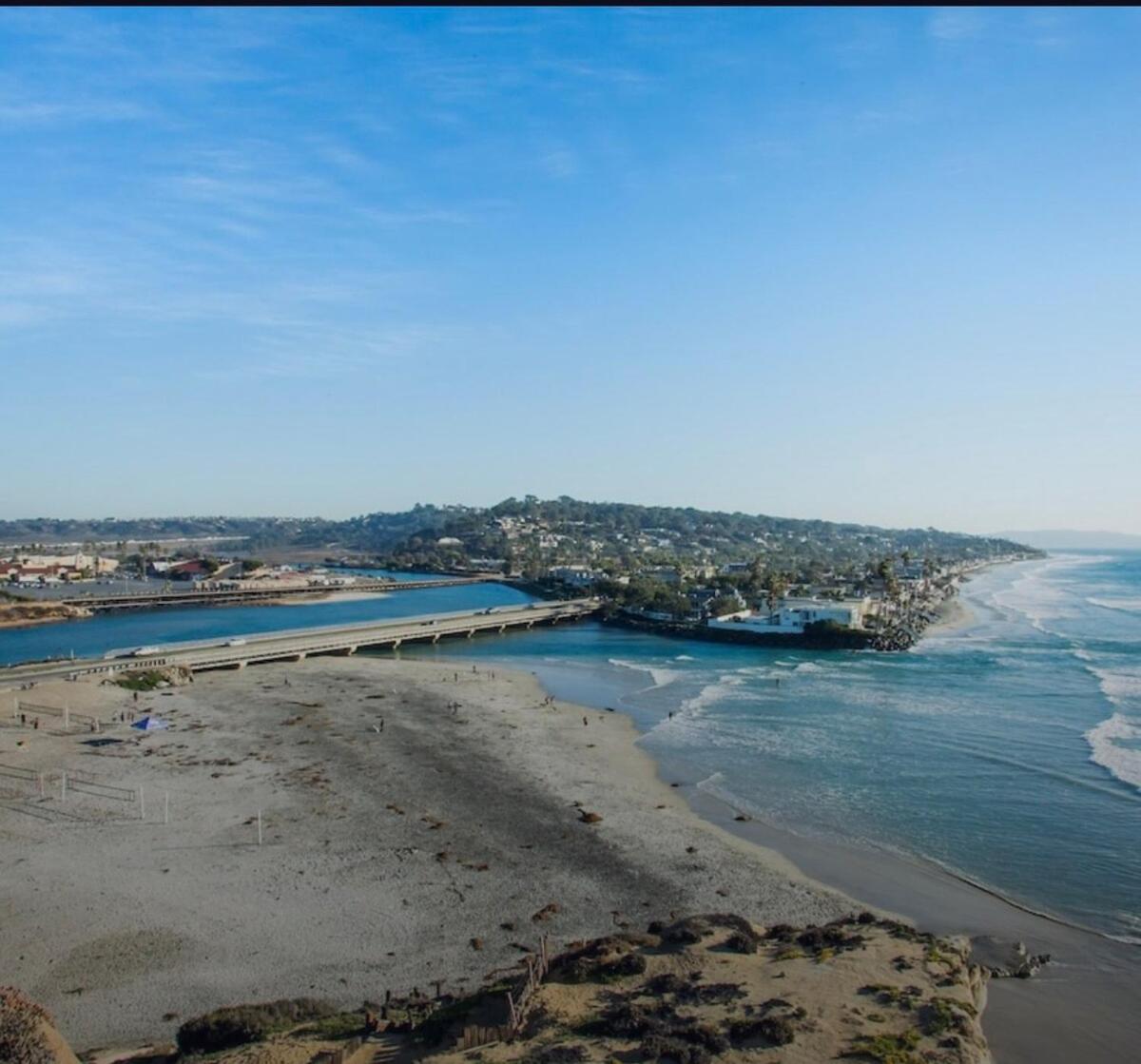 Guesthouse in Coastal Del Mar, California