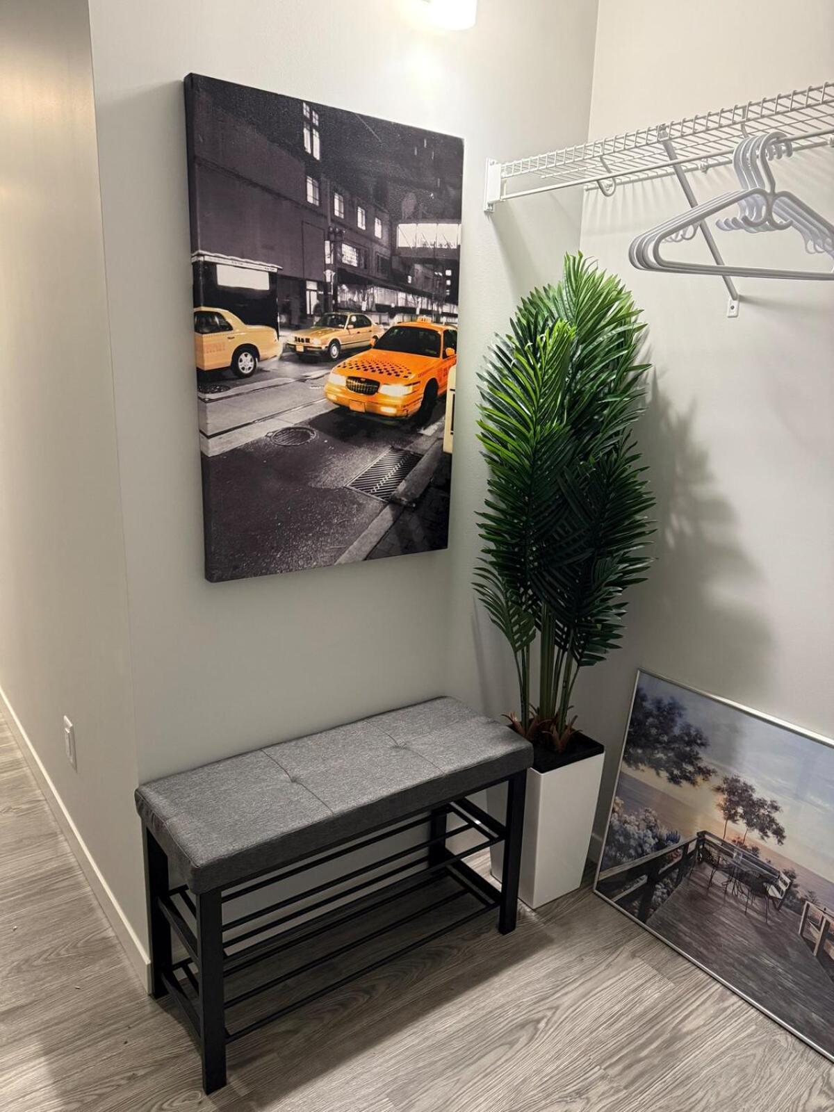 Relax, Recharge, Repeat 2Bedroom Walkout Haven