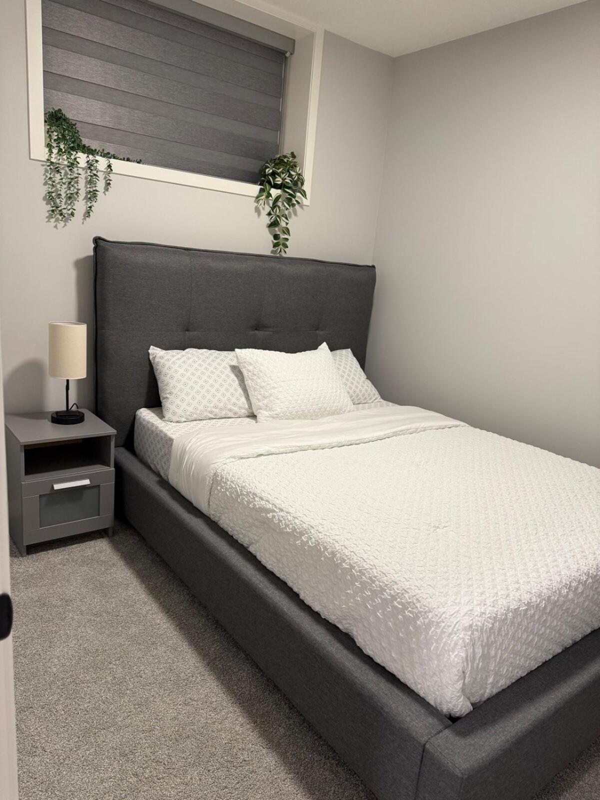Relax, Recharge, Repeat 2Bedroom Walkout Haven