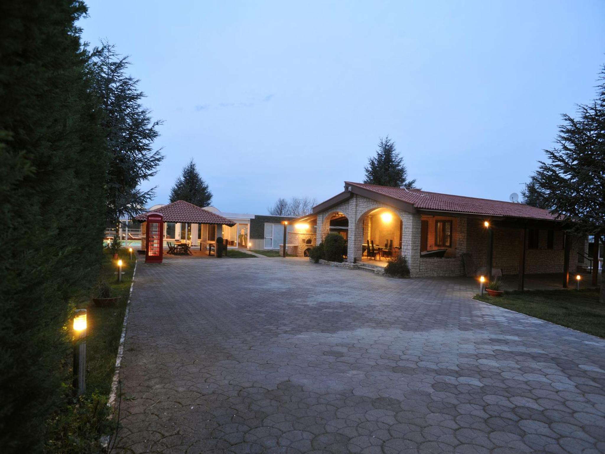 Photo 15