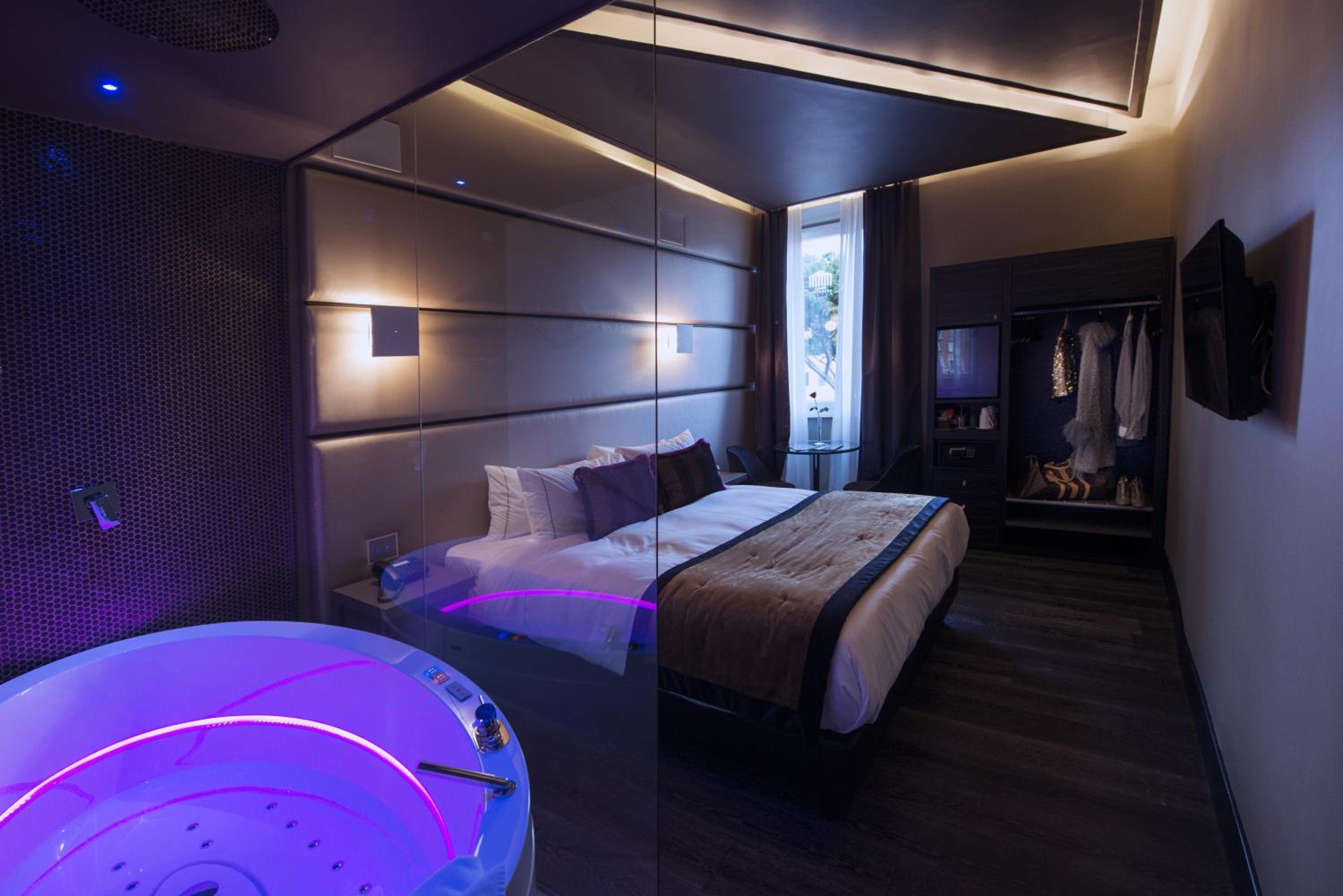 hotel room
