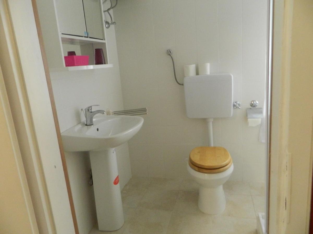 Photo 38