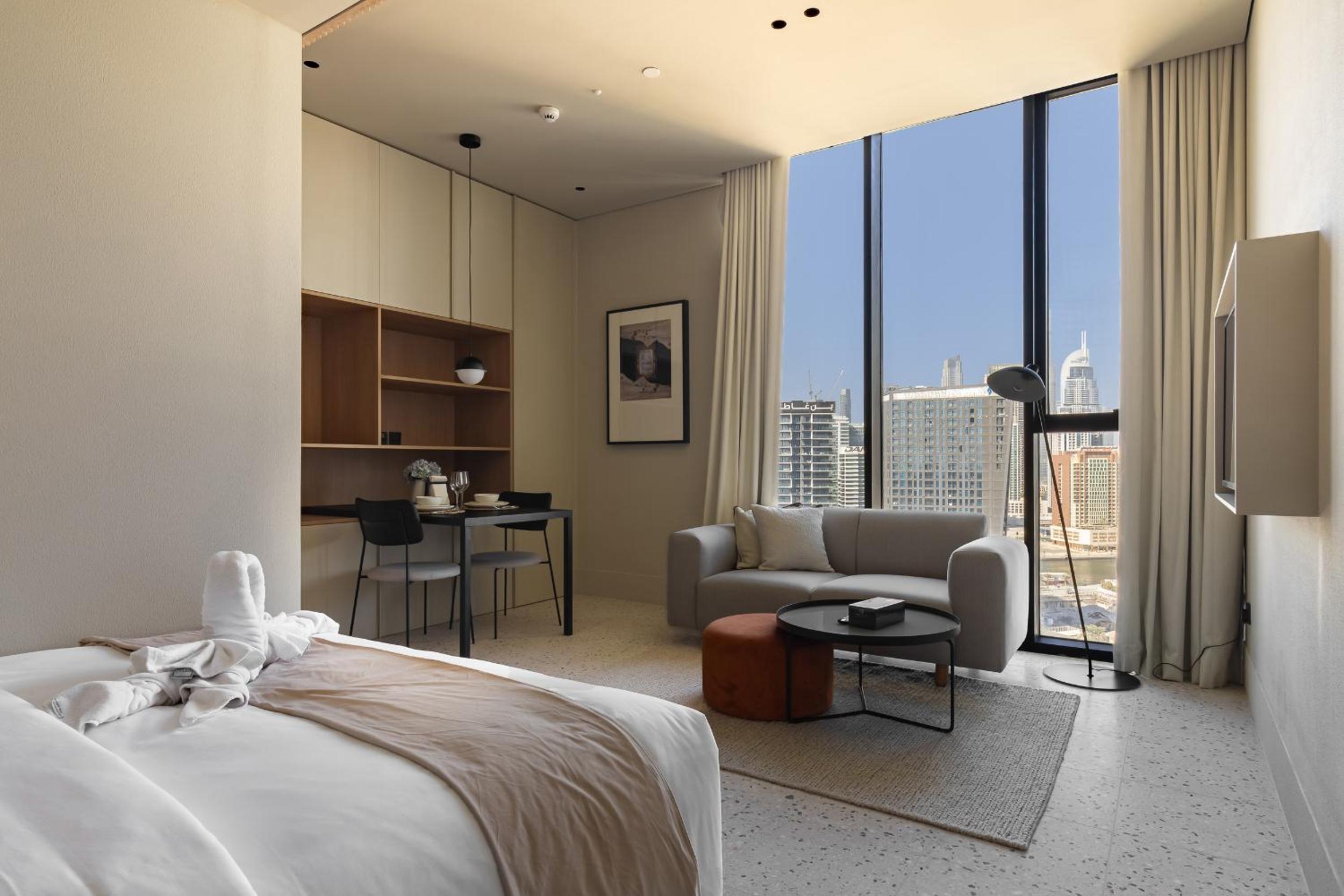 Simply Comfort Vacation Homes Rental Upside Living Business Bay Stunning Panoramic Burj Cityline Views