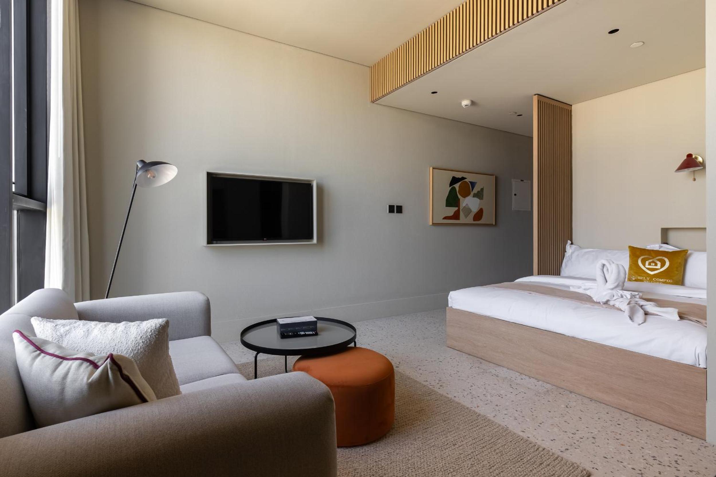Simply Comfort Vacation Homes Rental Upside Living Business Bay Stunning Panoramic Burj Cityline Views
