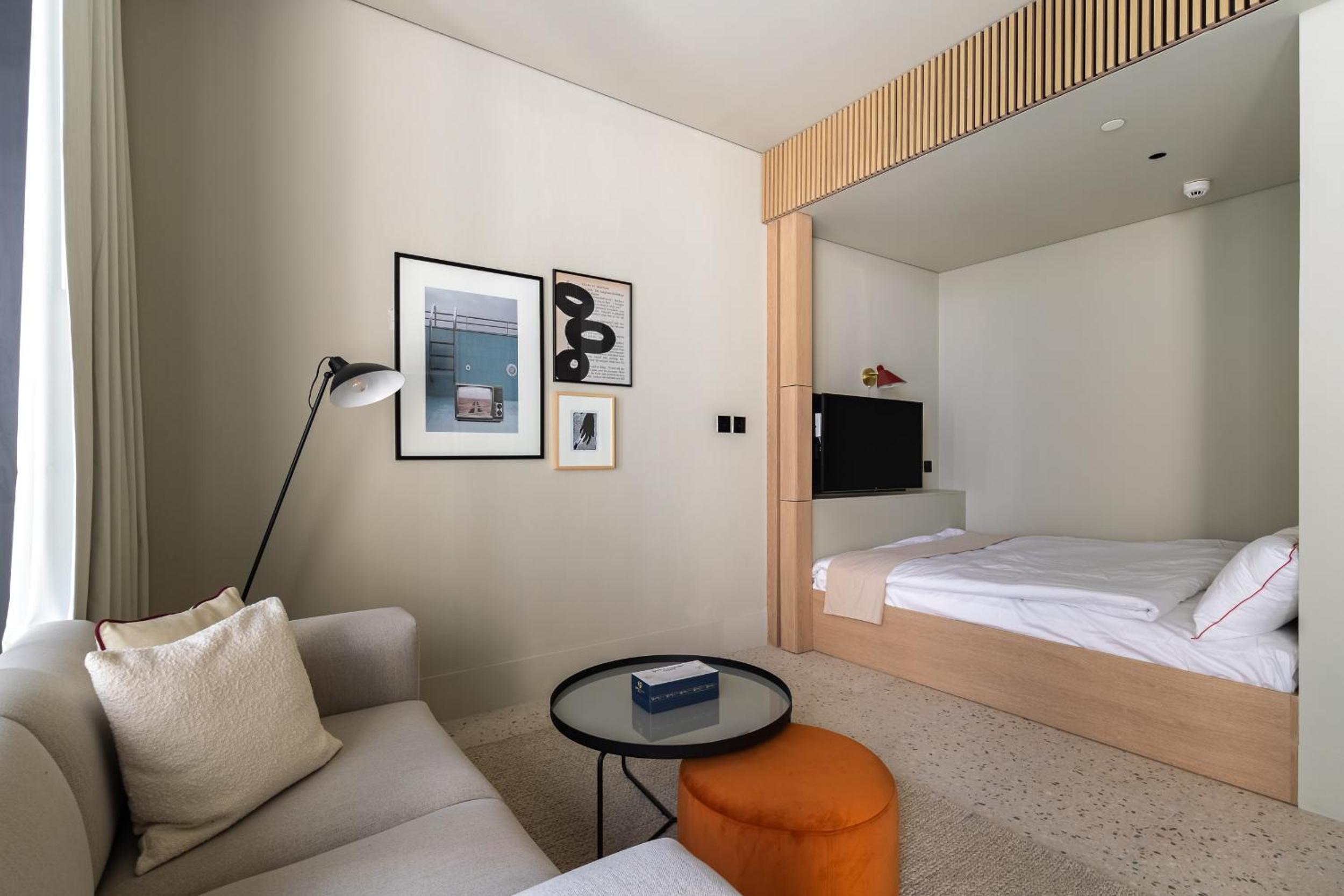 Simply Comfort Vacation Homes Rental Upside Living Business Bay Stunning Panoramic Burj Cityline Views