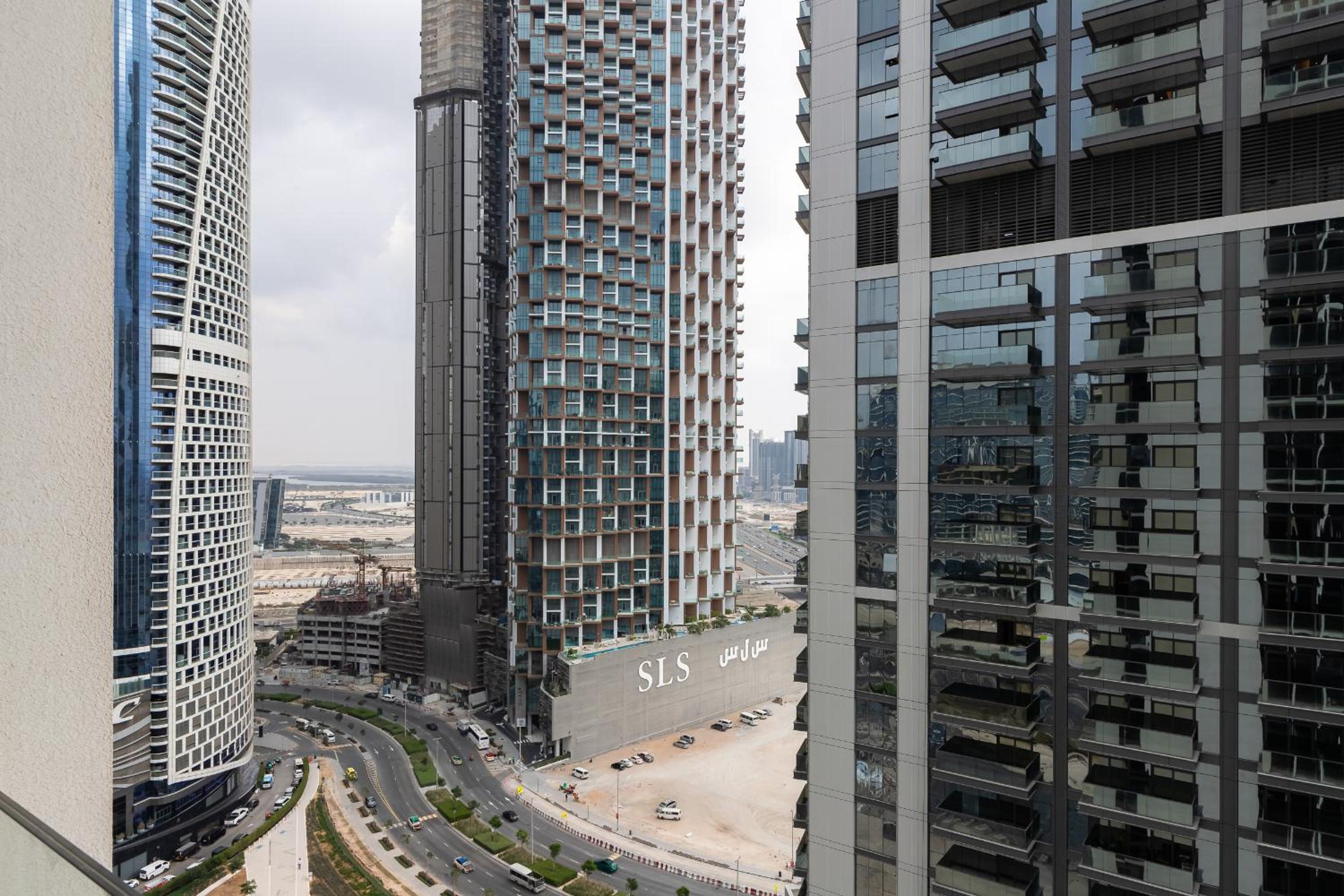 Simply Comfort Vacation Homes Rental Upside Living Business Bay Stunning Panoramic Burj Cityline Views