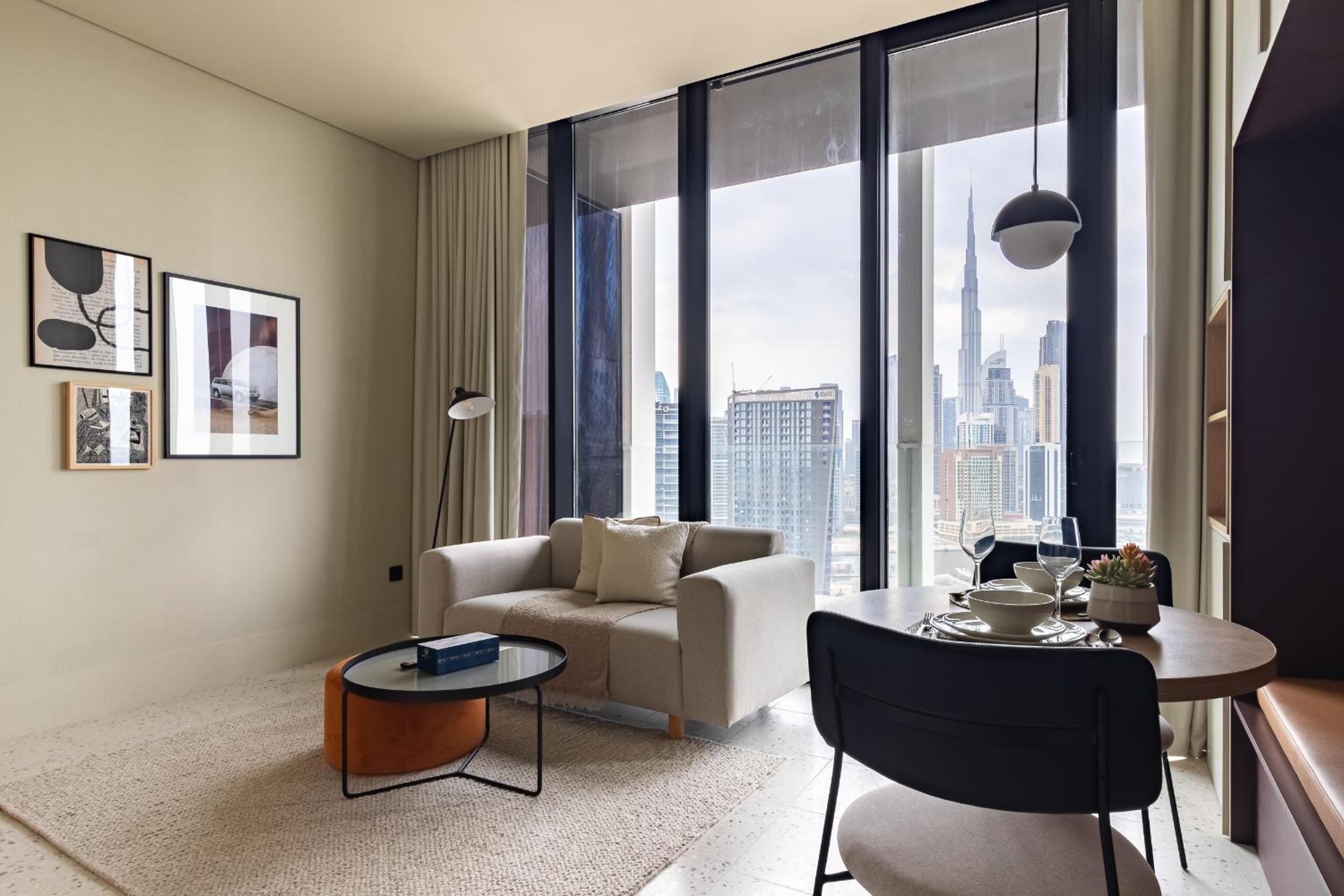 Simply Comfort Vacation Homes Rental Upside Living Business Bay Stunning Panoramic Burj Cityline Views