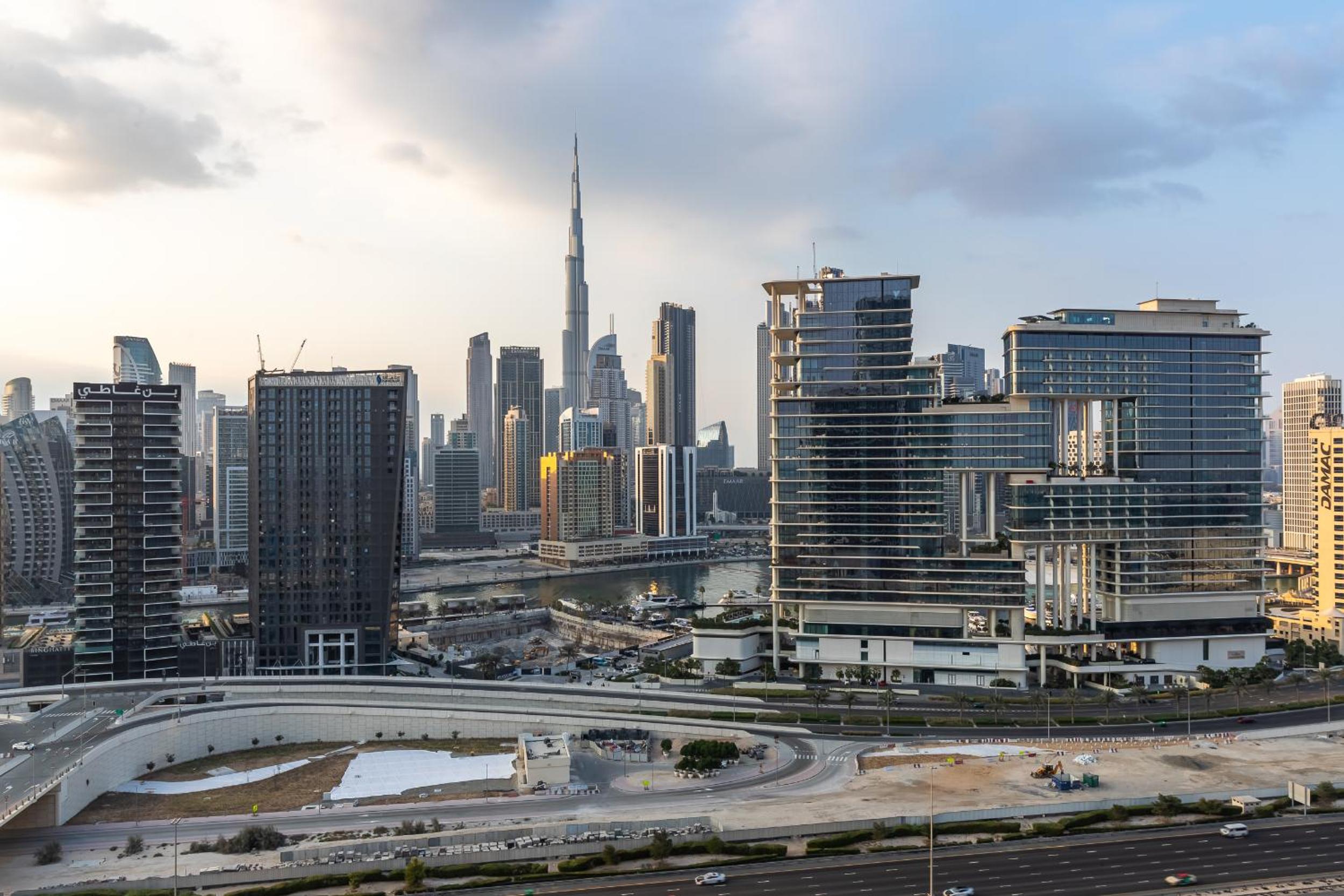 Simply Comfort Vacation Homes Rental Upside Living Business Bay Stunning Panoramic Burj Cityline Views