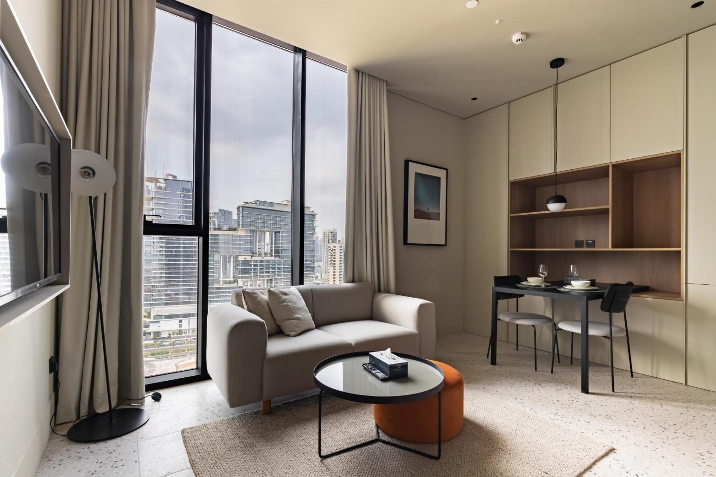 Simply Comfort Vacation Homes Rental Upside Living Business Bay Stunning Panoramic Burj Cityline Views