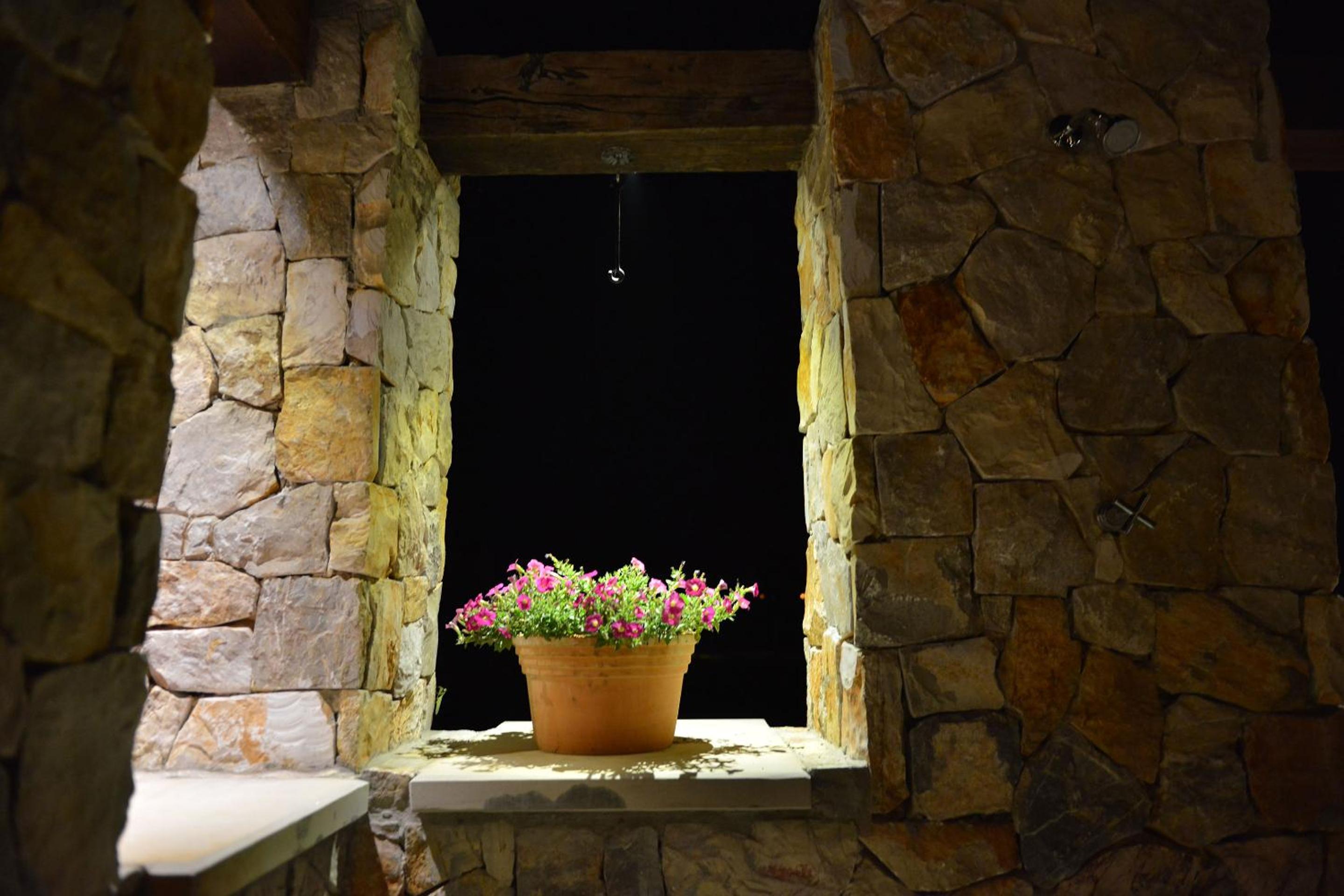 Mela Garden Retreat Cottage