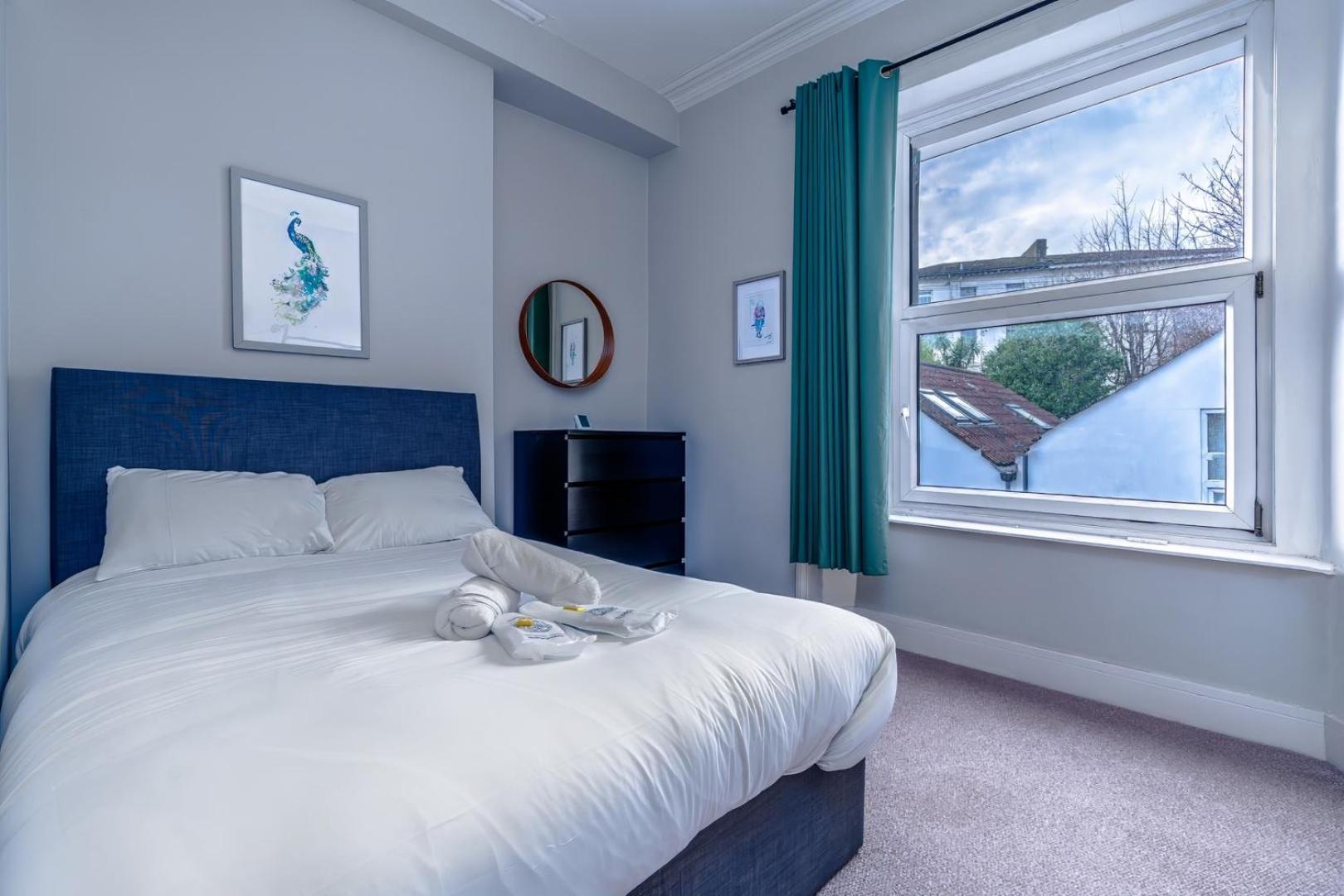 Artful flat with skyline view, Stokes Croft