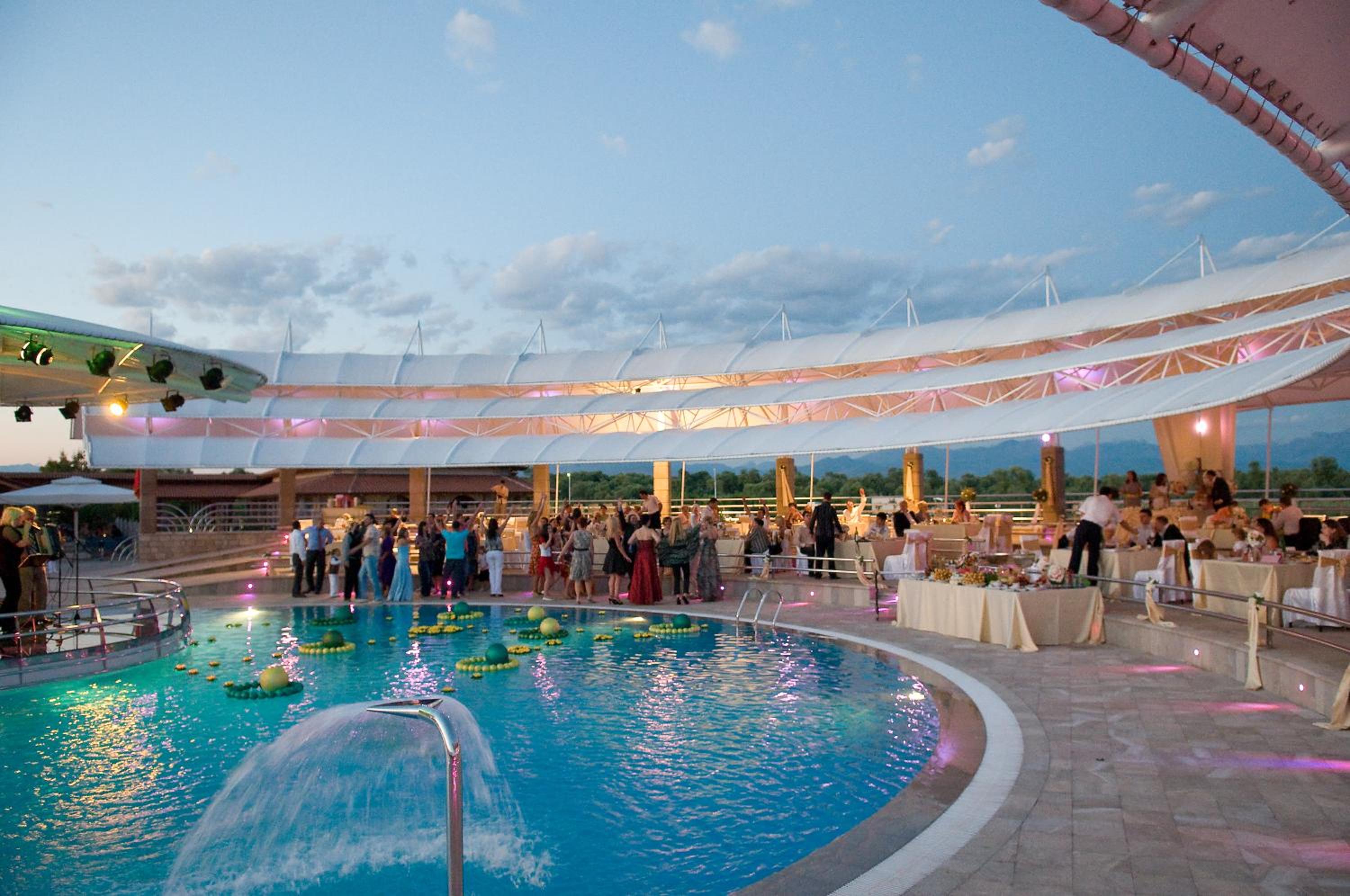 banquet hall