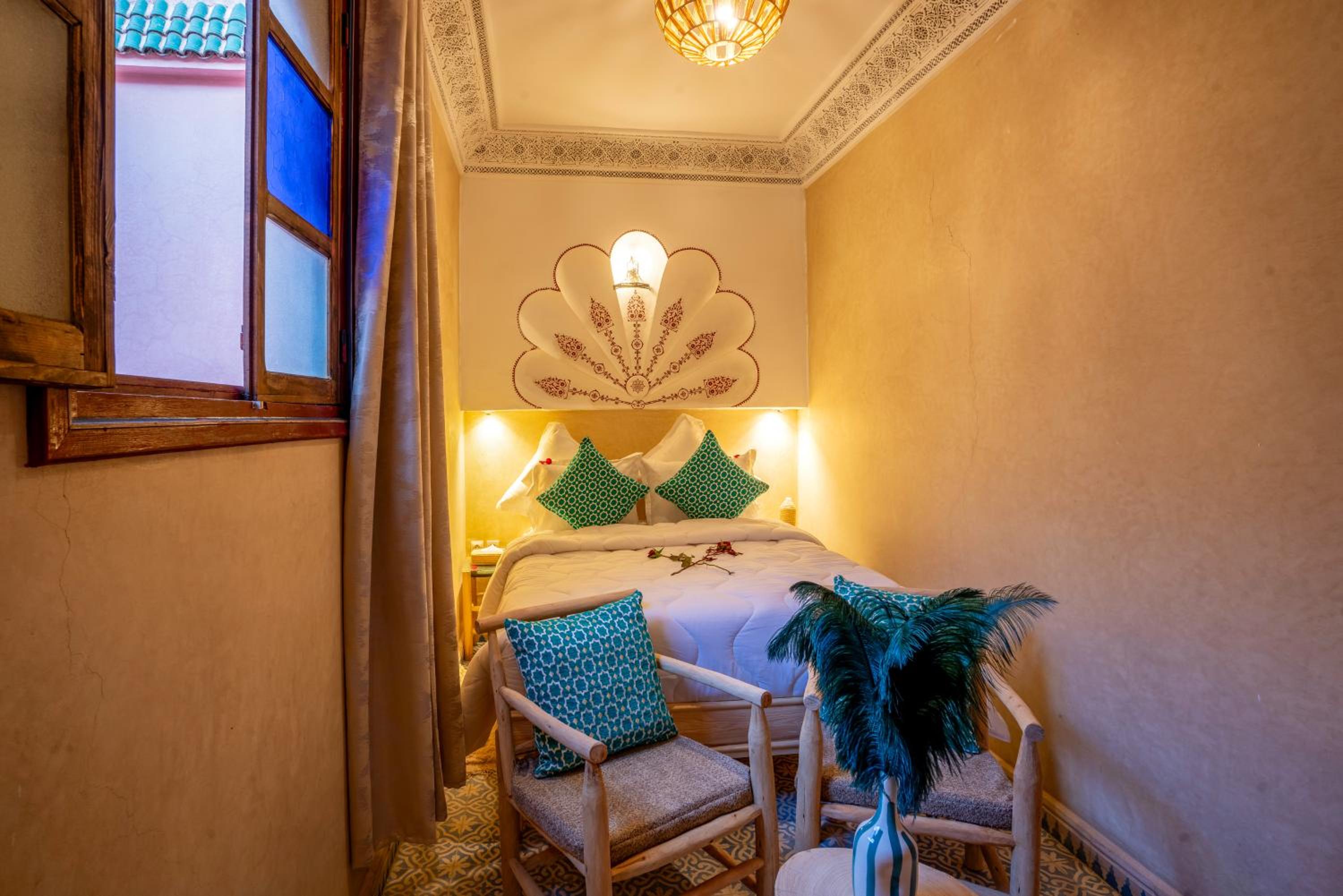 Riad Le Graff Pink group