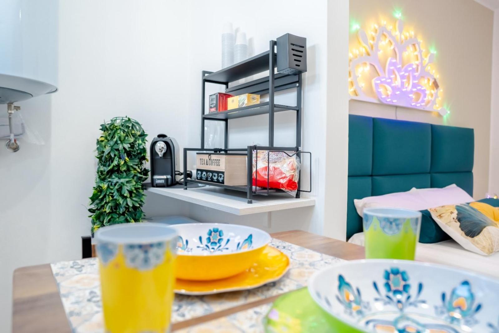 Roses Suite & Apartments