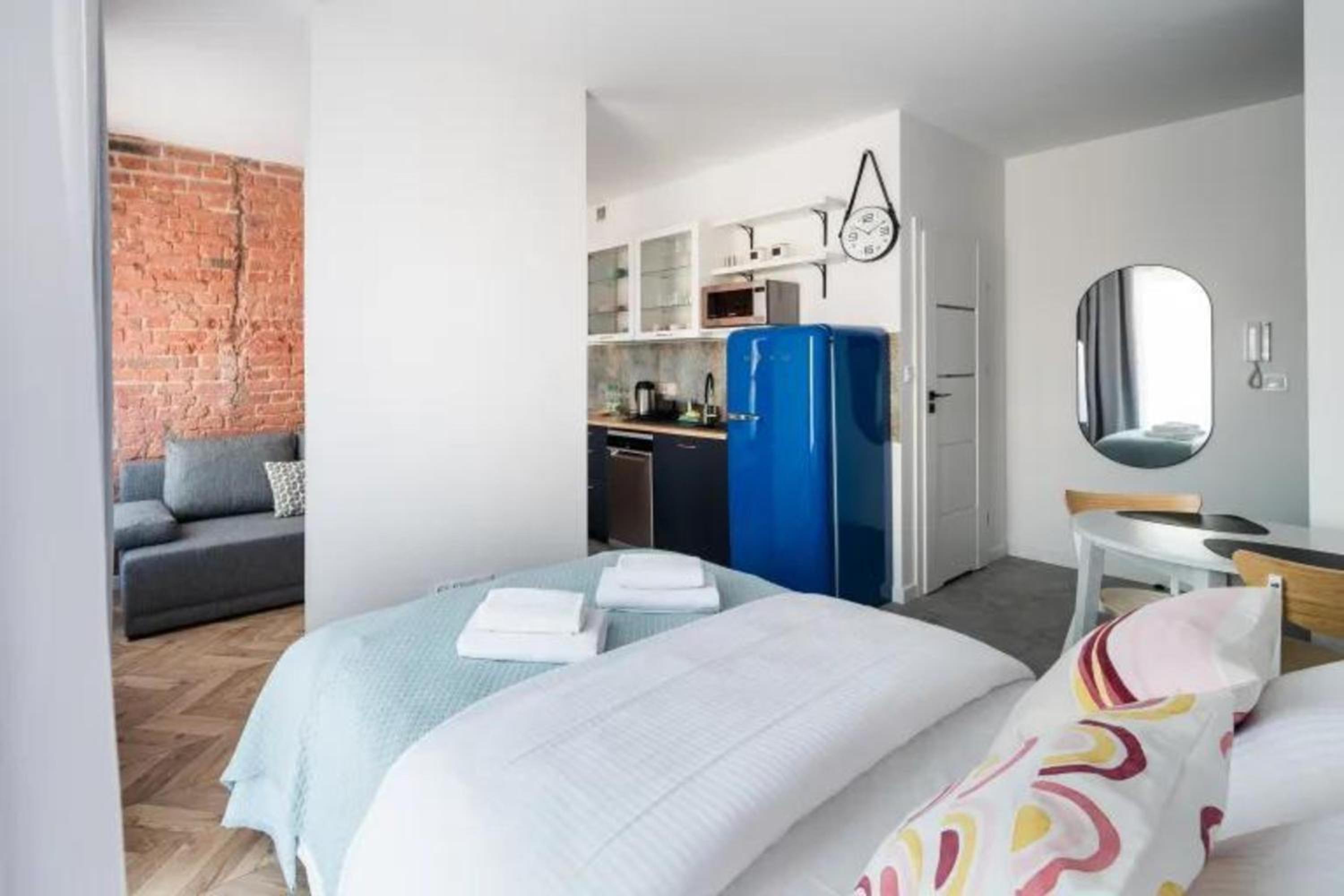 BK studio - cozy and modern close to National Stadium