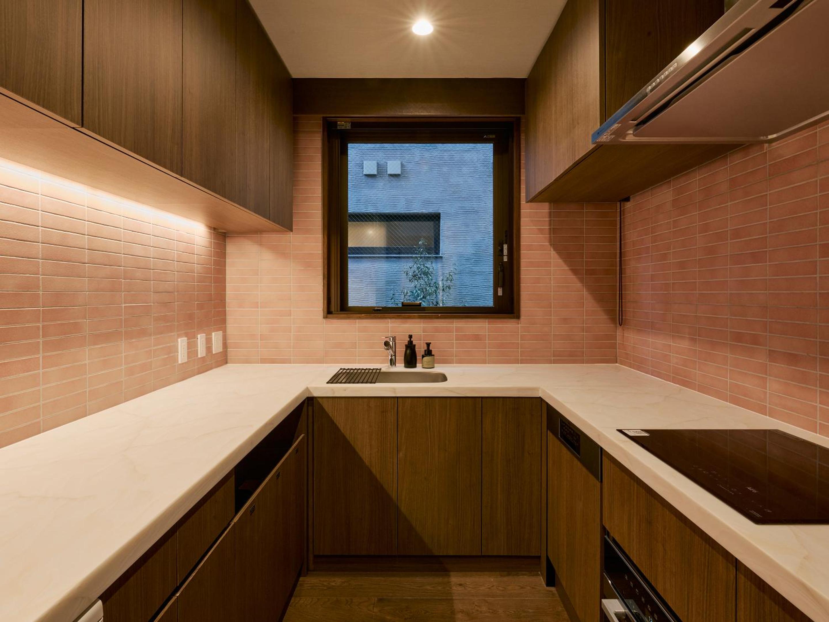 Glamdy style hotel suite 山ノ麓