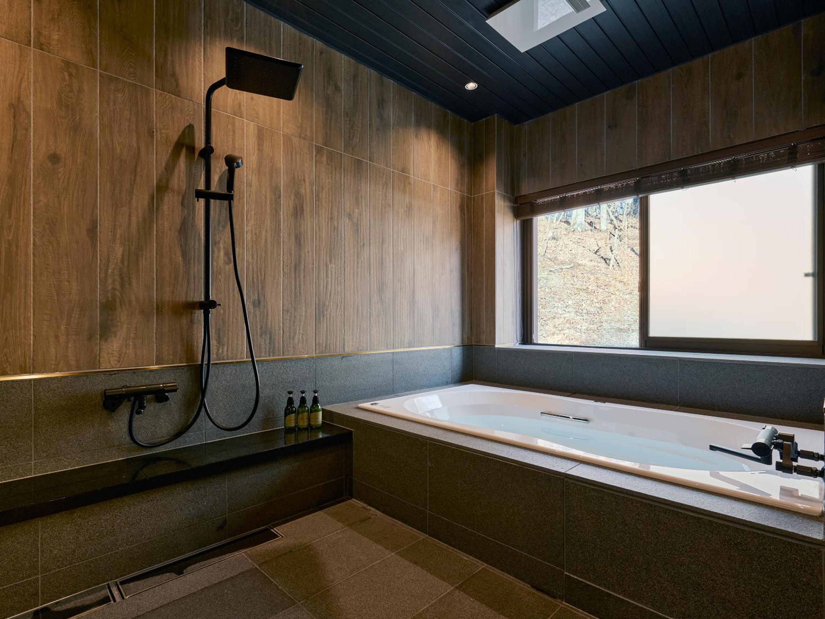 Glamdy style hotel suite 山ノ麓