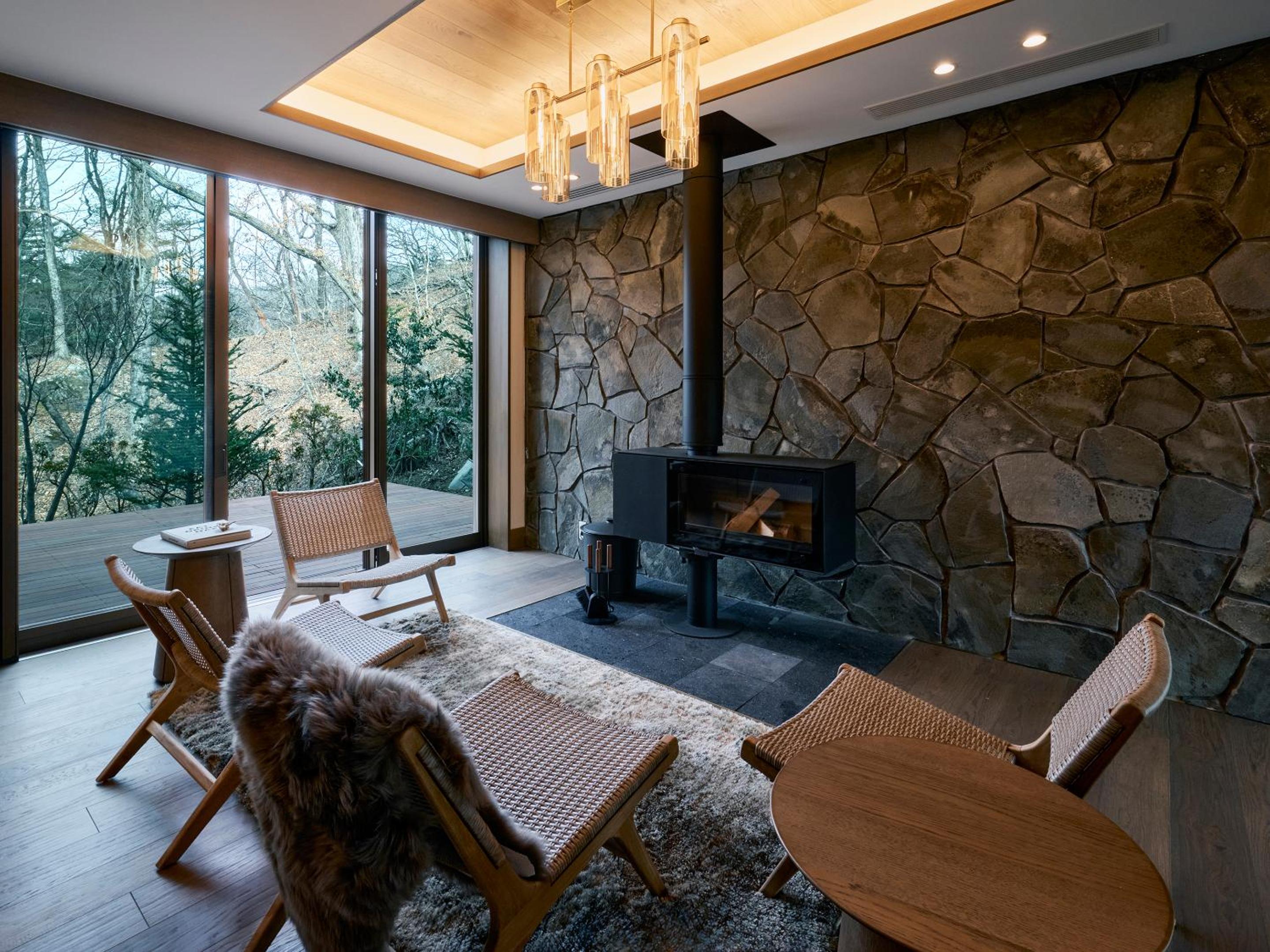 Glamdy style hotel suite 山ノ麓
