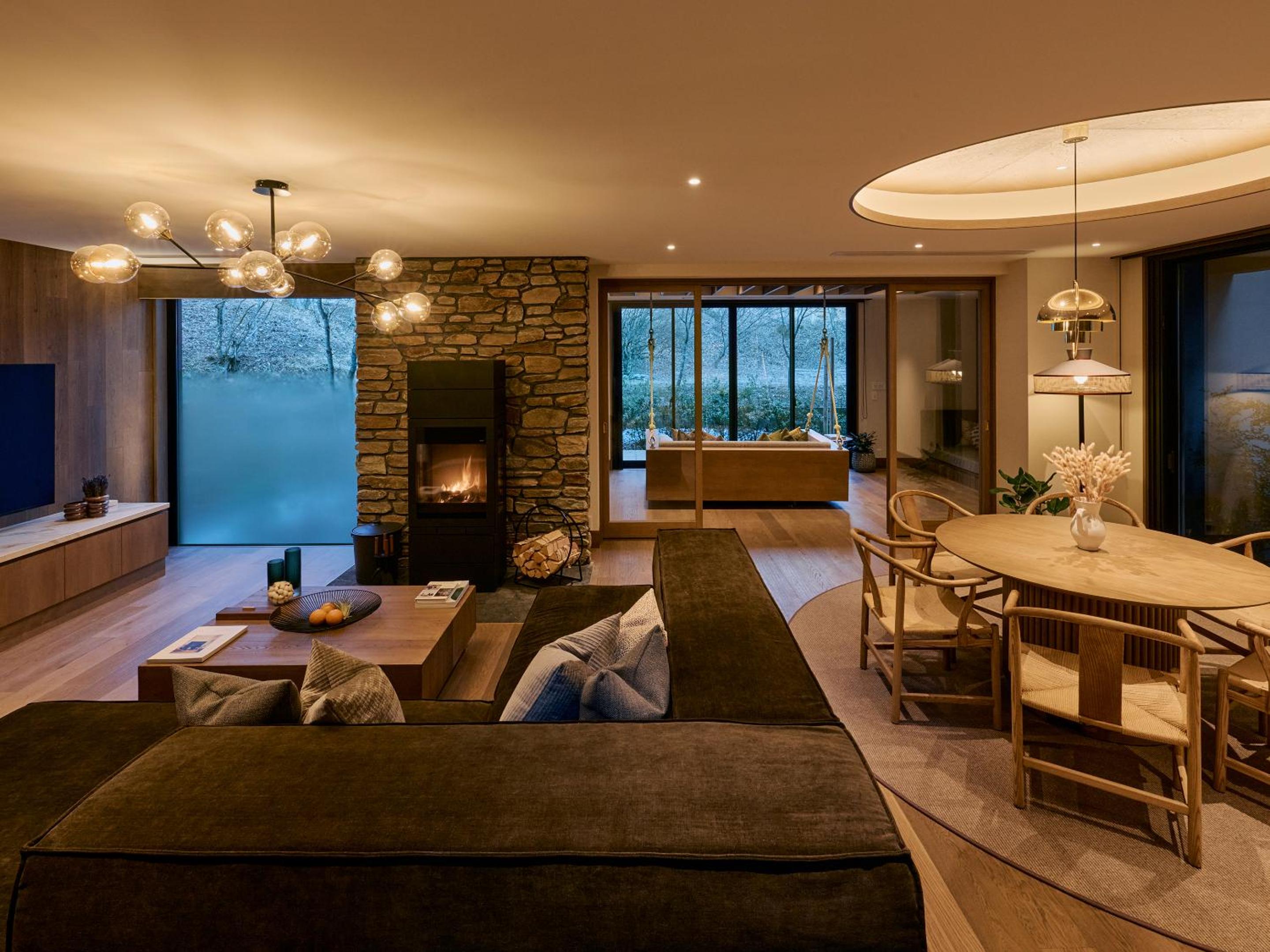Glamdy style hotel suite 山ノ麓