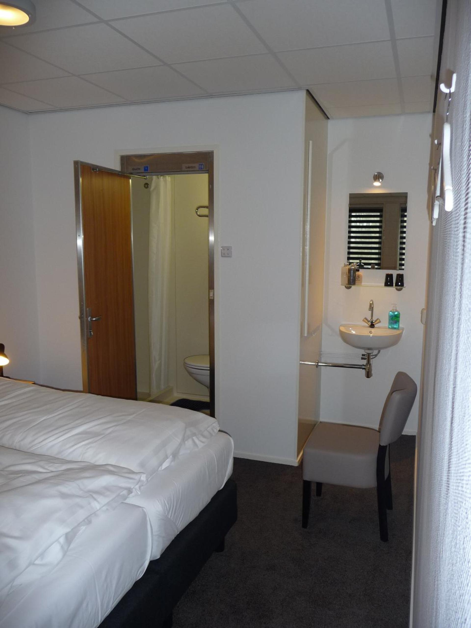 Photo 15