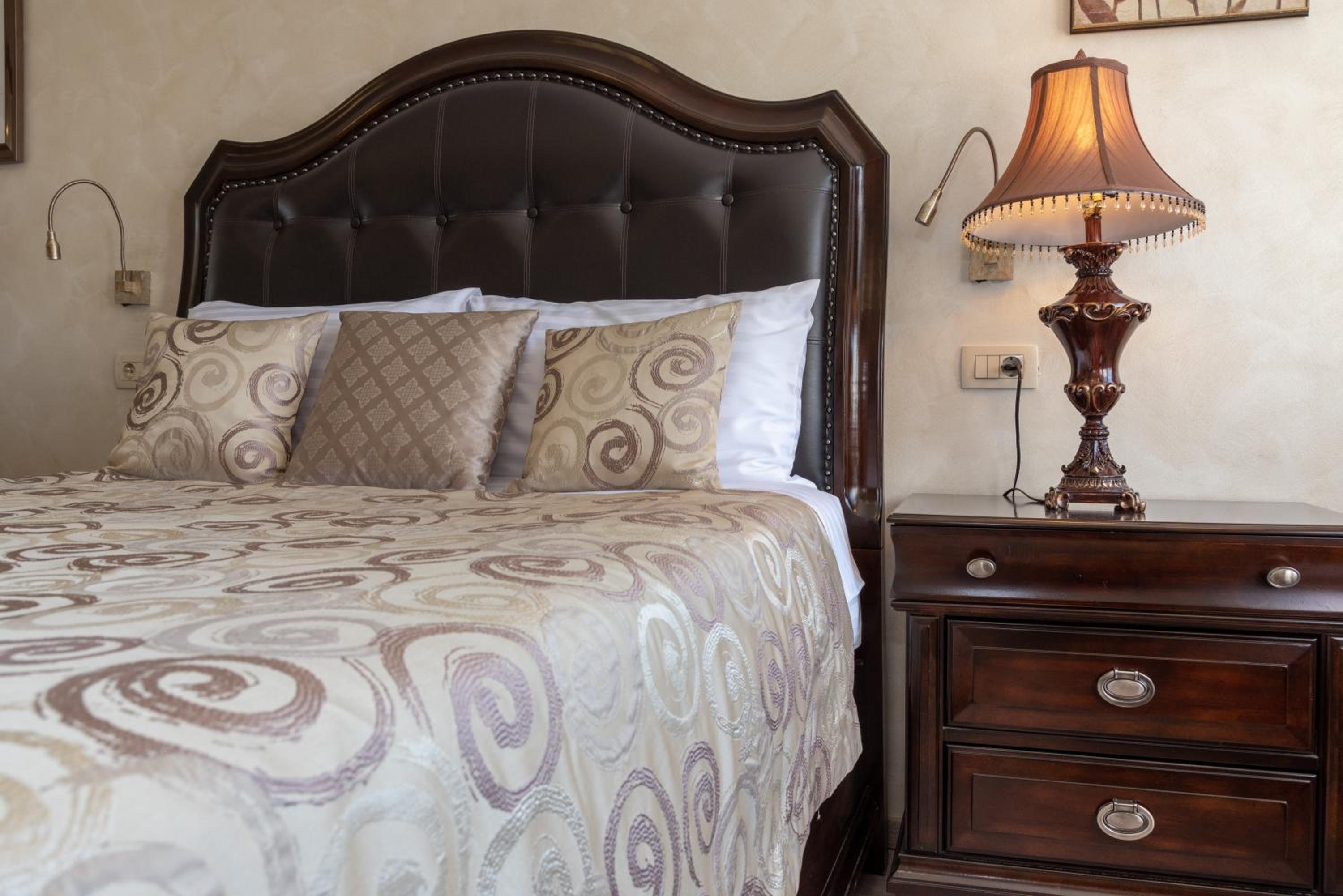 Queen Mary Luxury Rooms Split