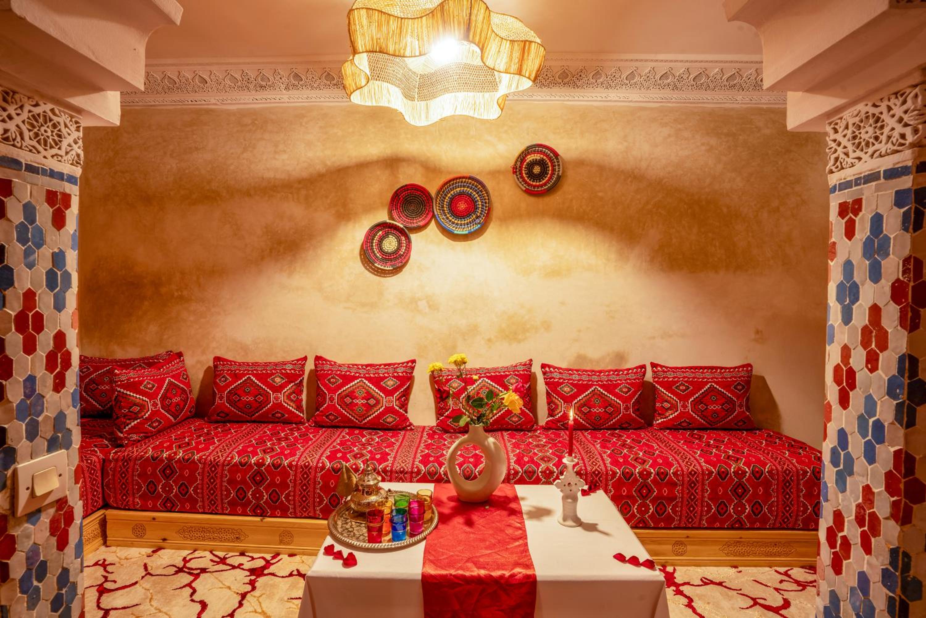 Riad Le Graff Pink group