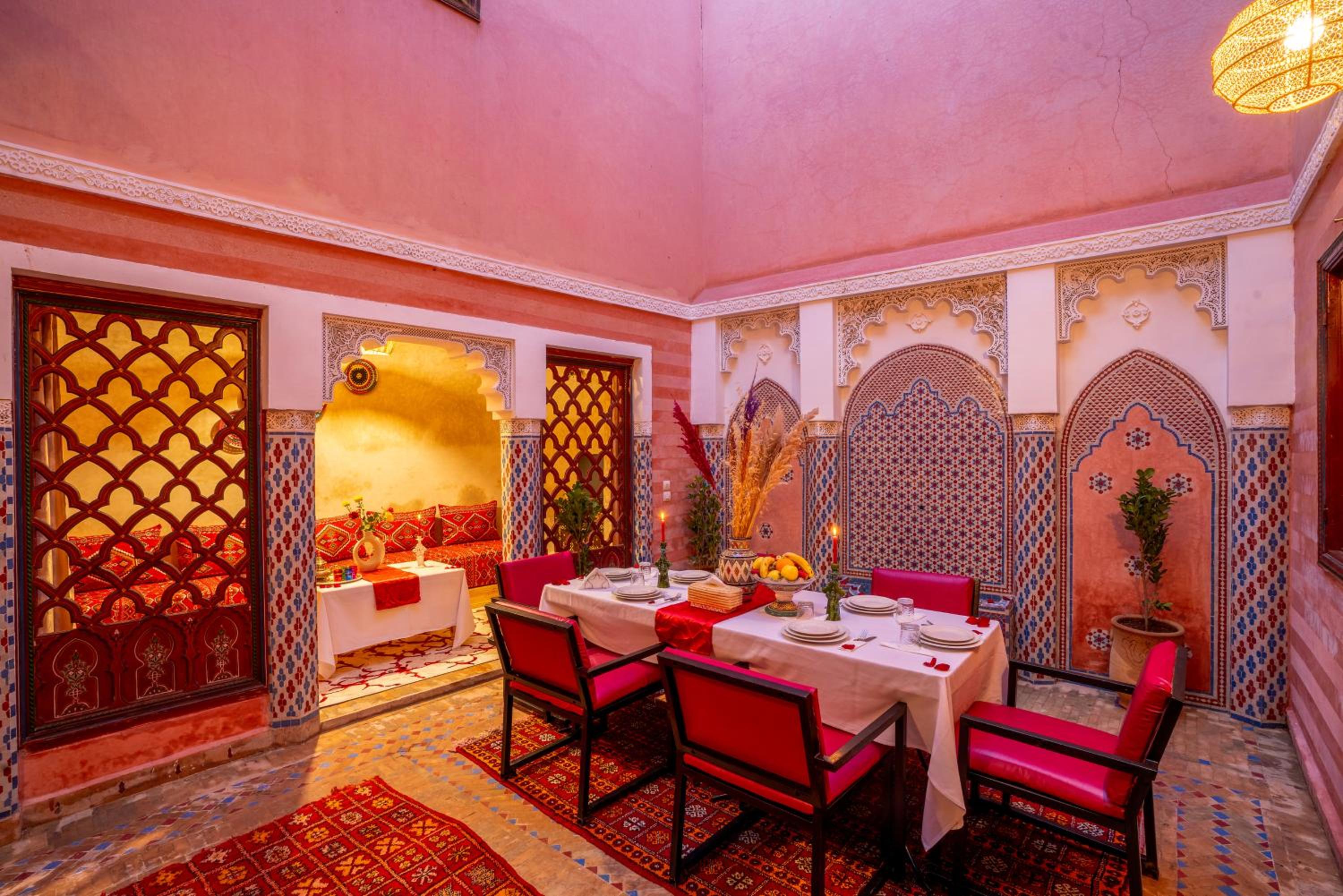 Riad Le Graff Pink group