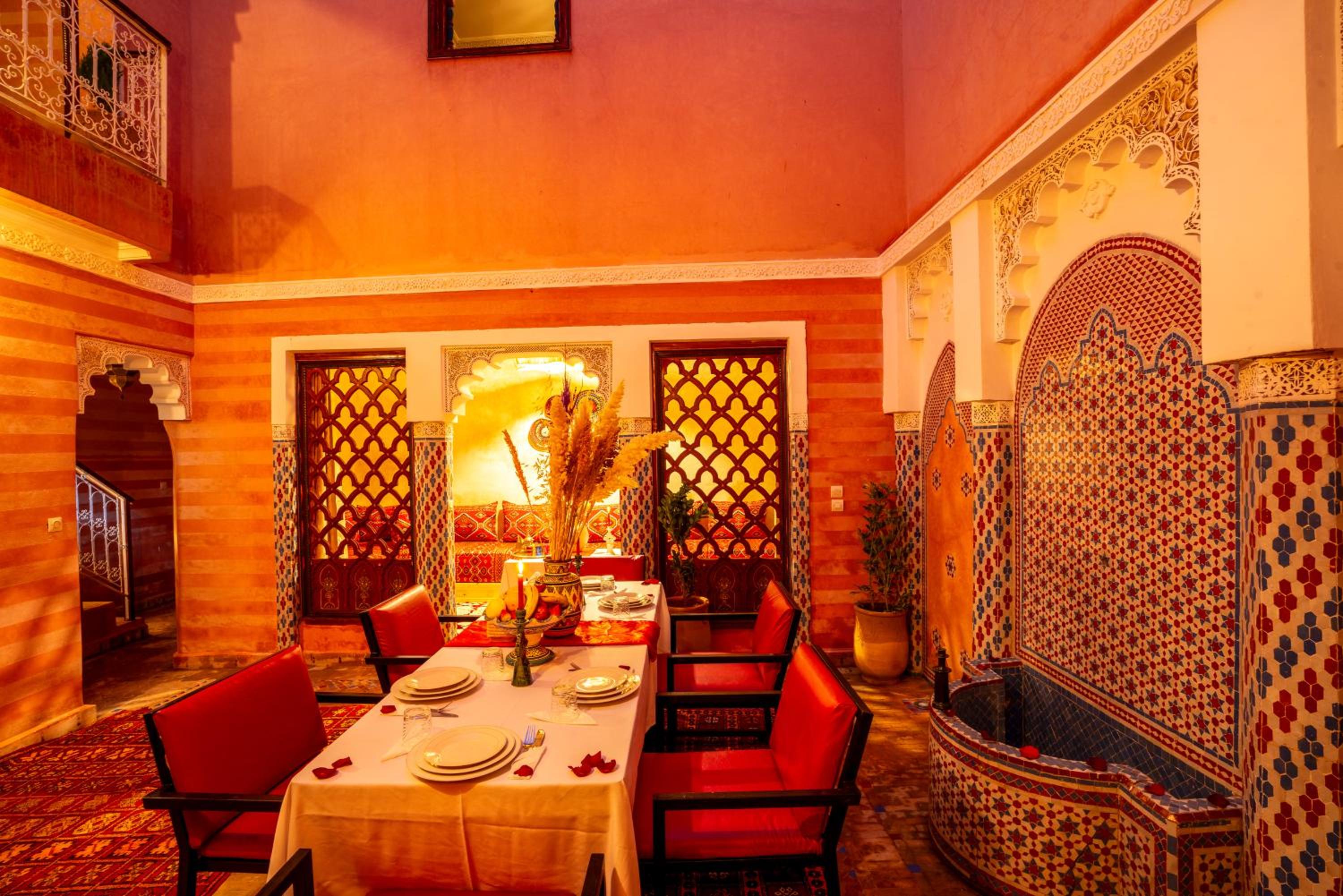 Riad Le Graff Pink group