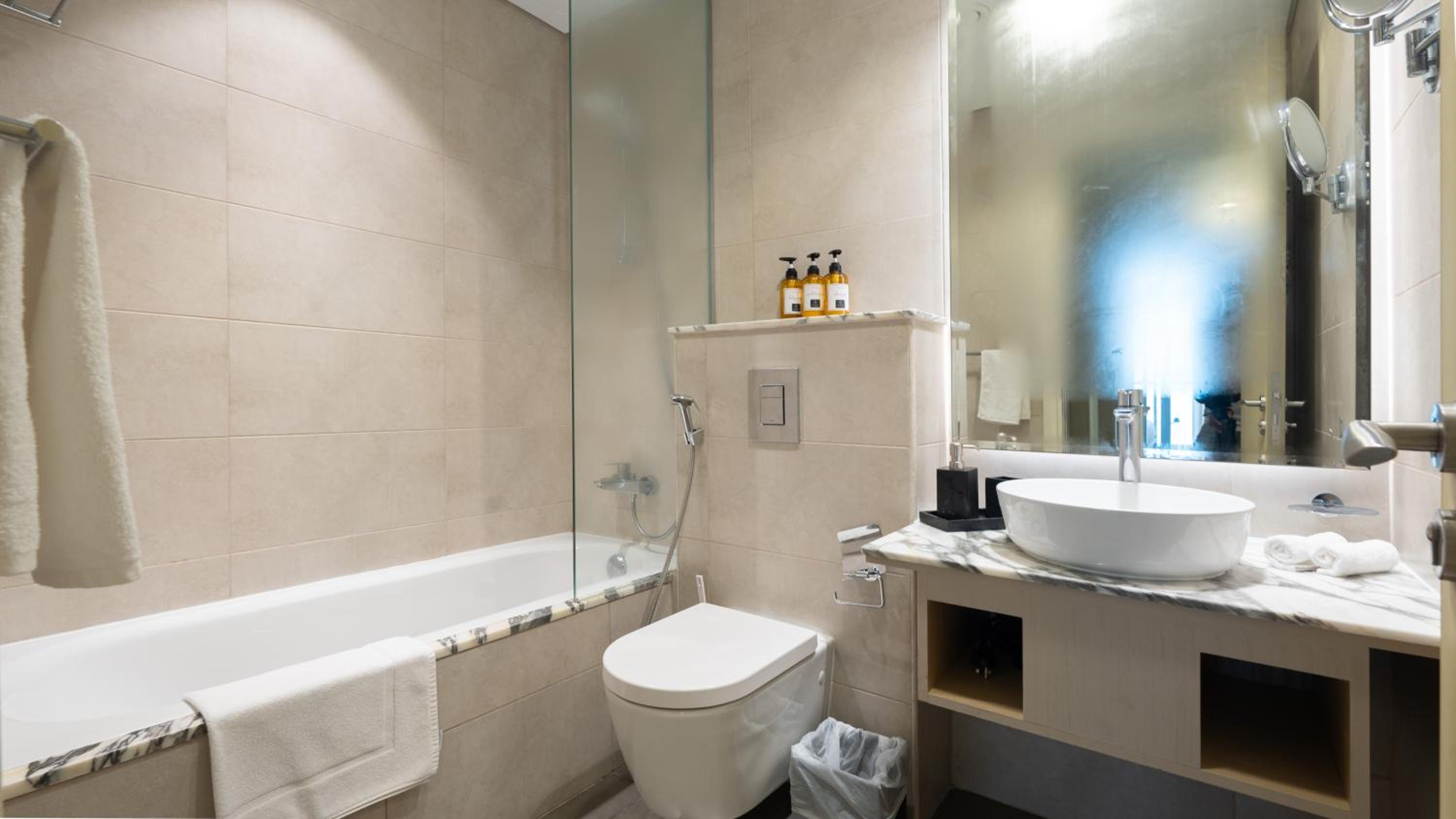 KeyRock Living - Luxe Retreat at Paramount