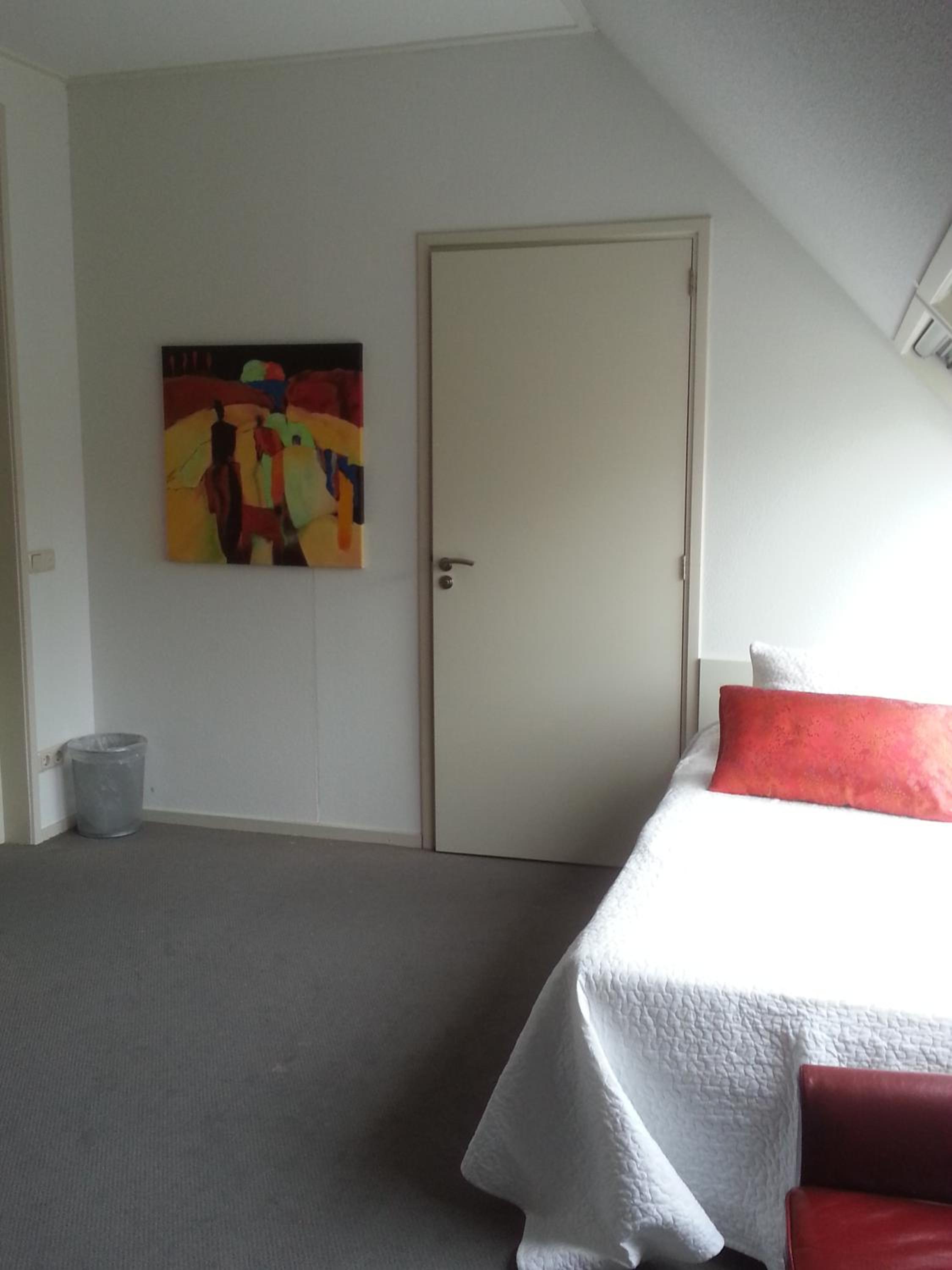 Photo 38