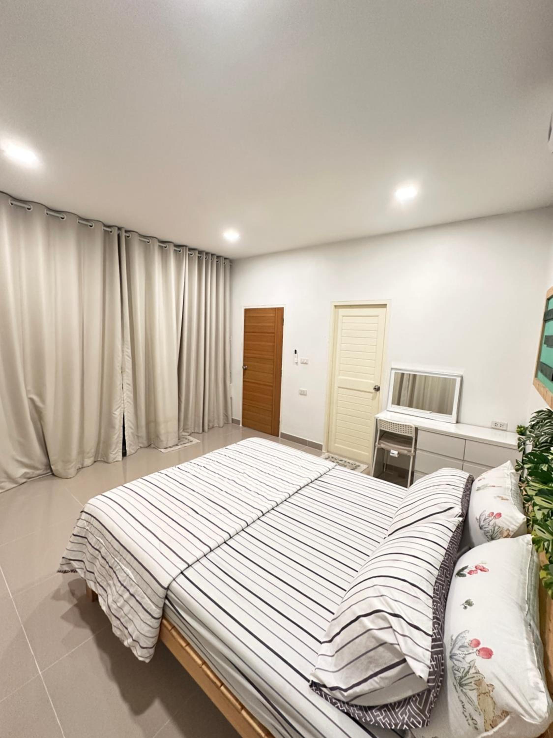 Victoria Poolvilla Pattaya by Chon