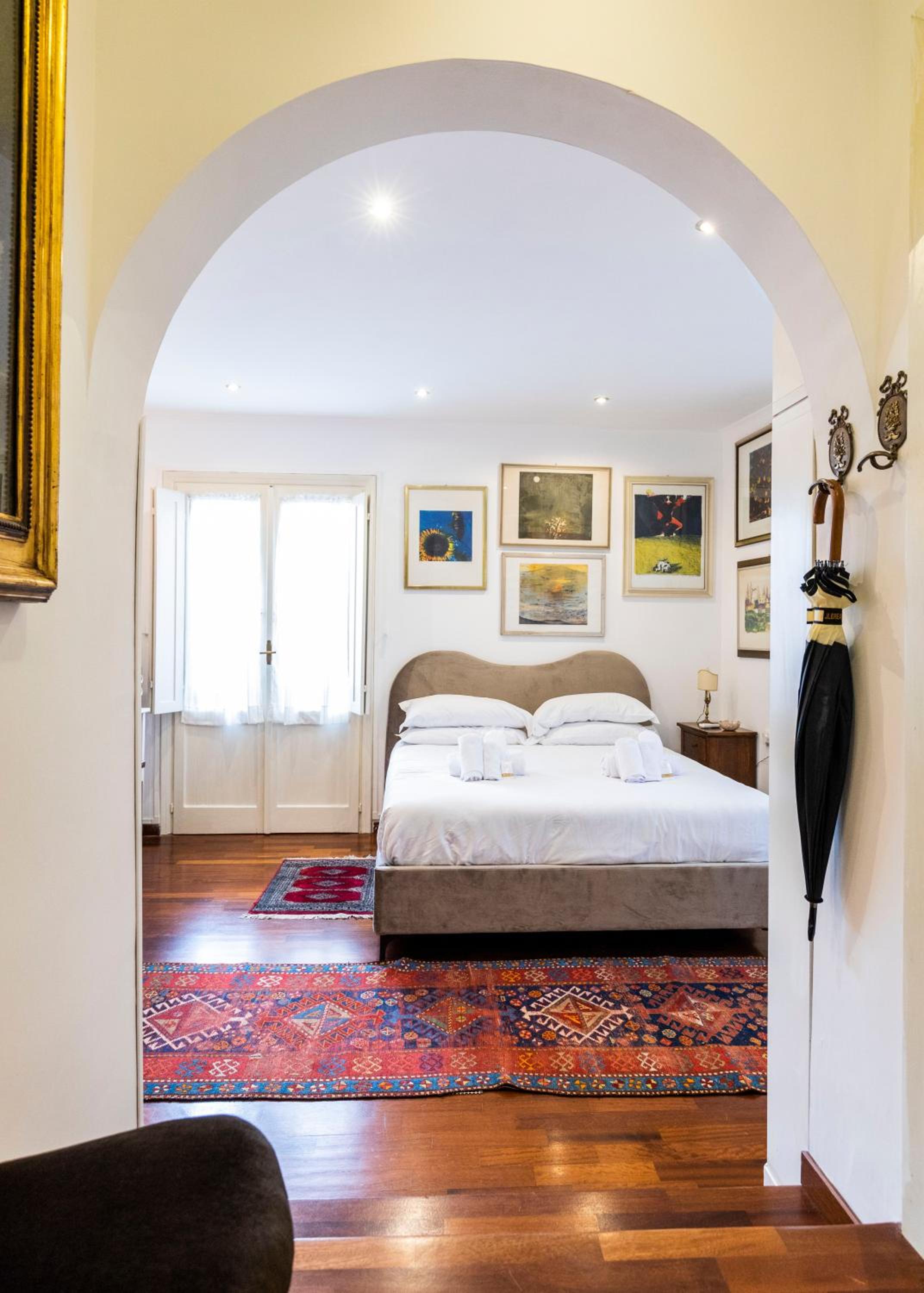 FCR Rome Apartments Loft Campo de' Fiori - Monserrato