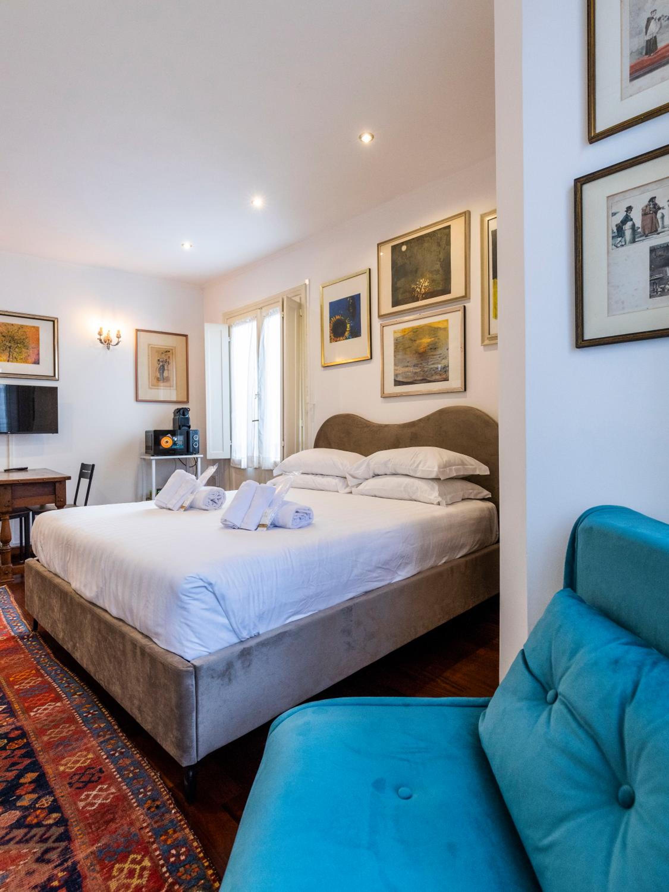 FCR Rome Apartments Loft Campo de' Fiori - Monserrato