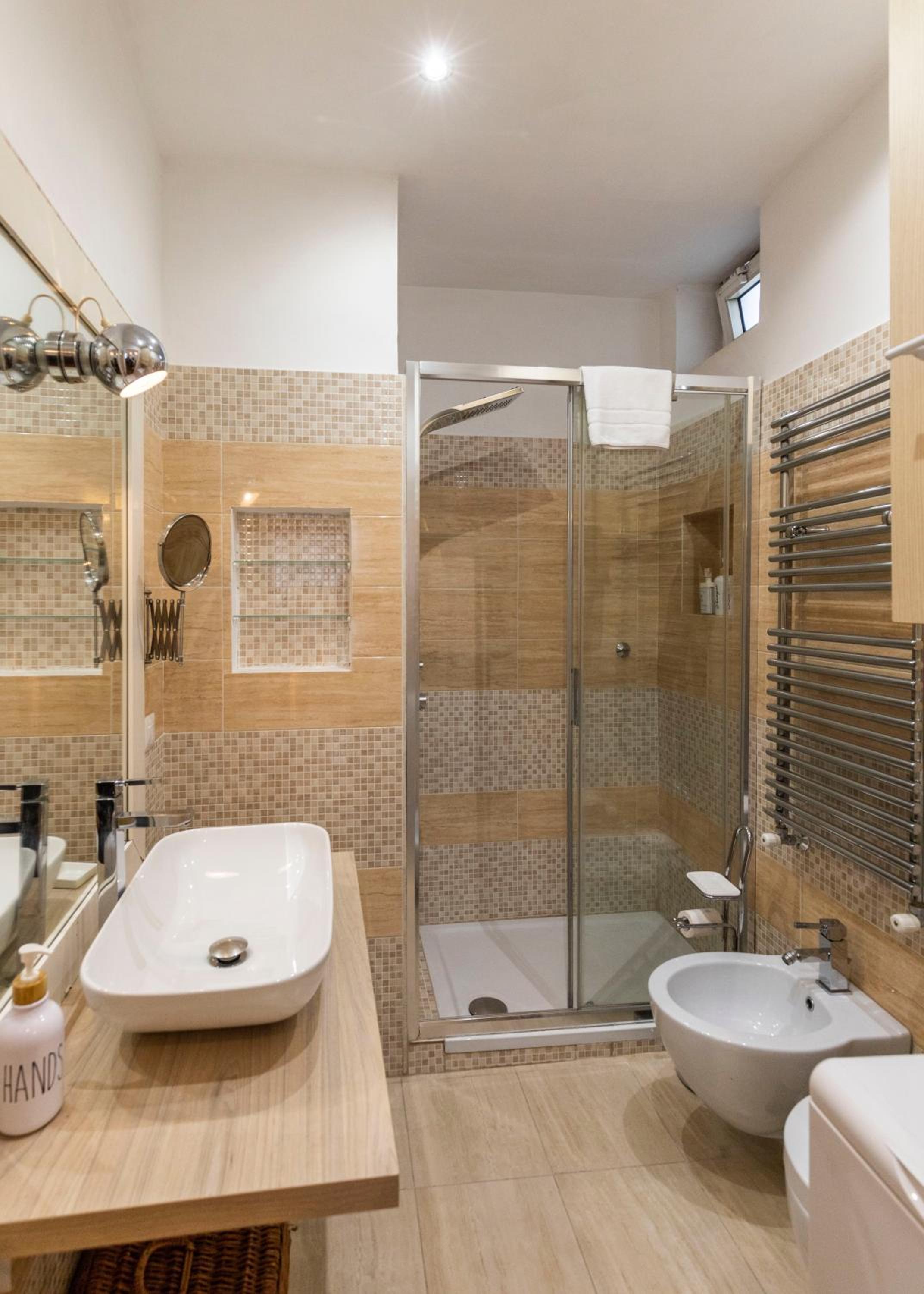 FCR Rome Apartments Loft Campo de' Fiori - Monserrato