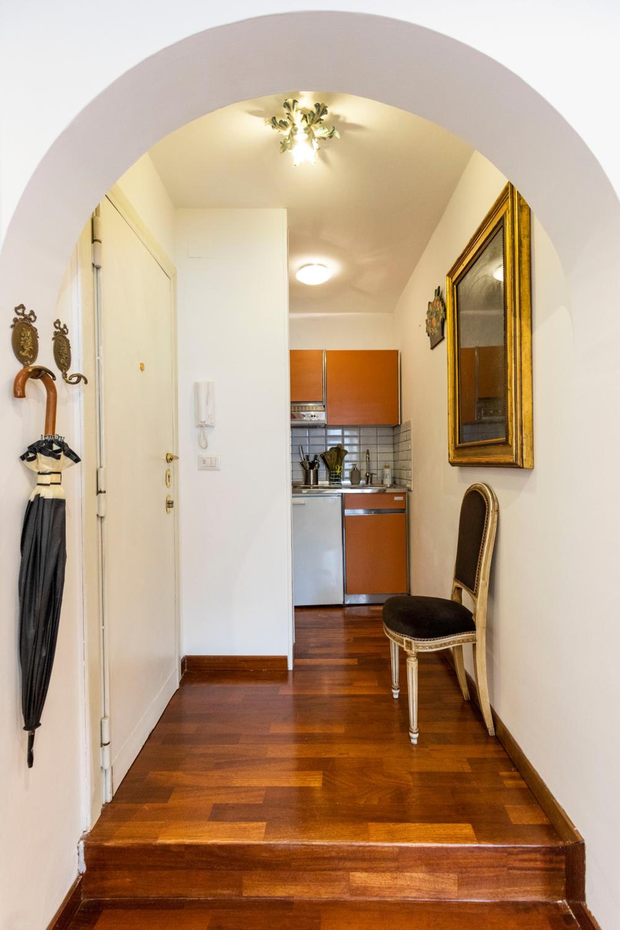 FCR Rome Apartments Loft Campo de' Fiori - Monserrato