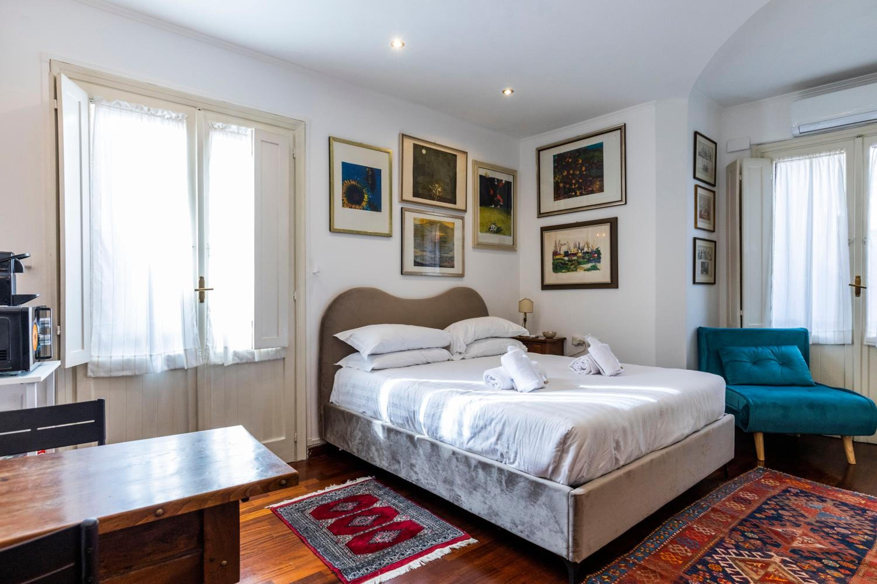 FCR Rome Apartments Loft Campo de' Fiori - Monserrato
