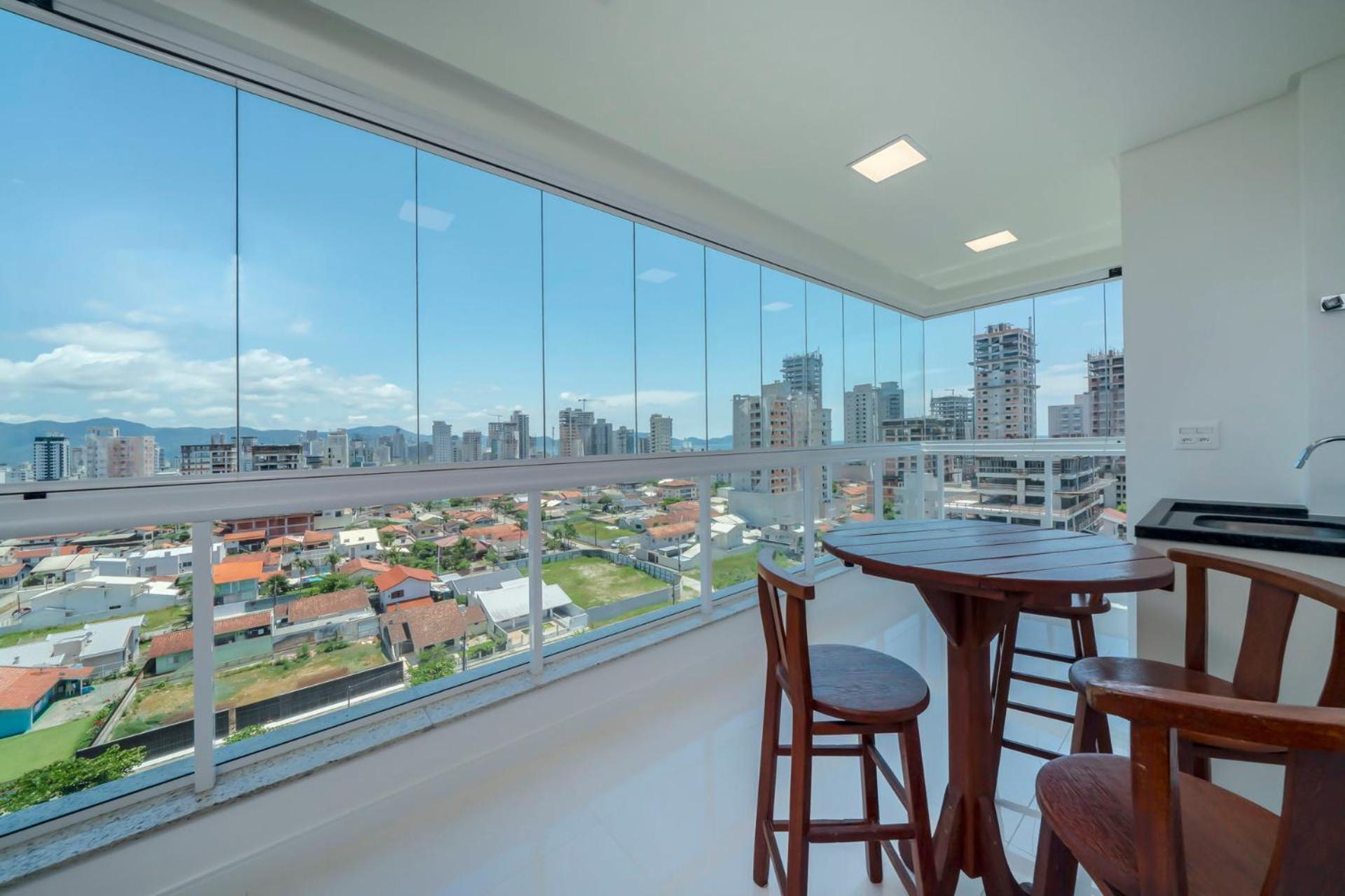 Confortável e Novo Próx. Praia - Porto Belo PX5674