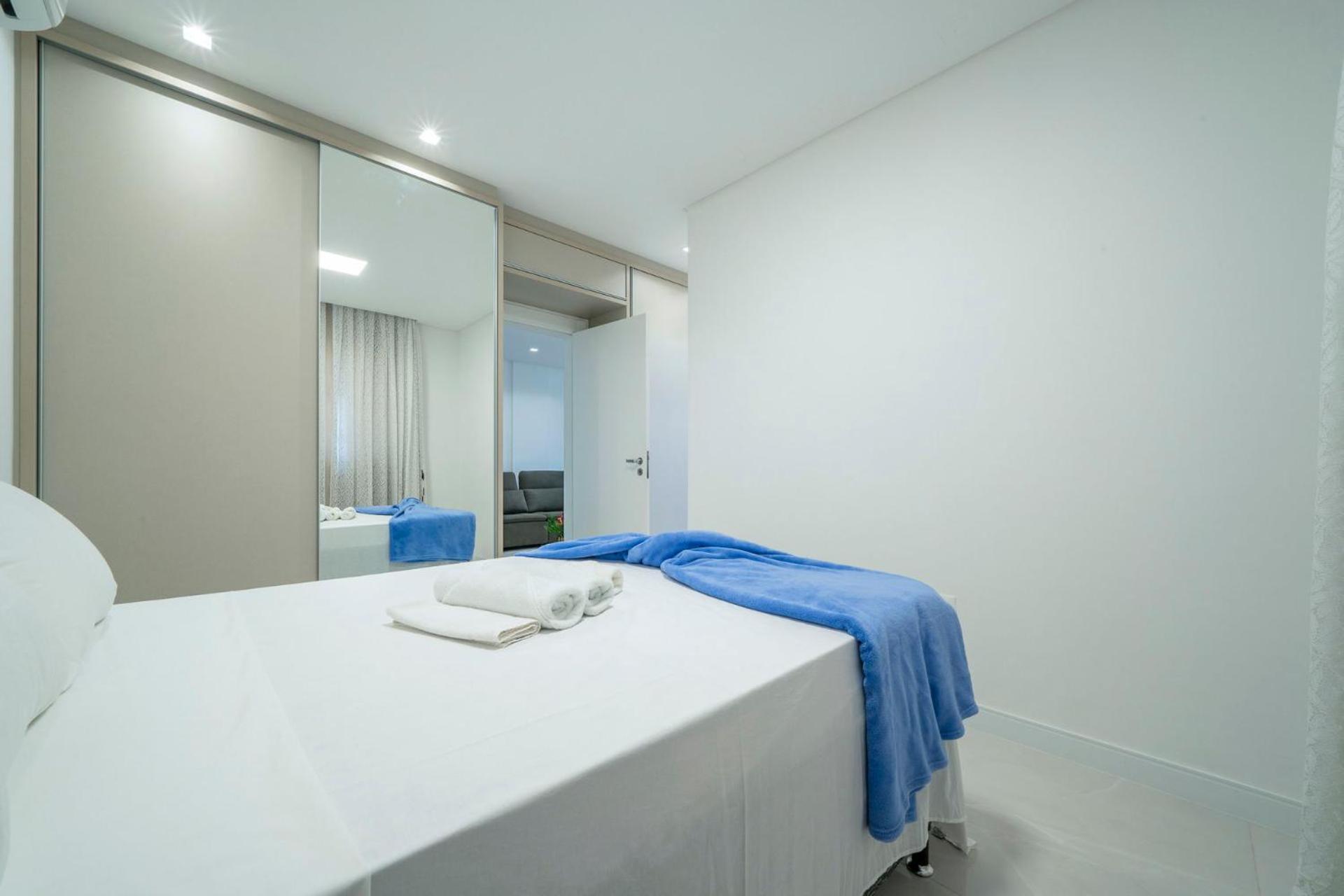 Confortável e Novo Próx. Praia - Porto Belo PX5674