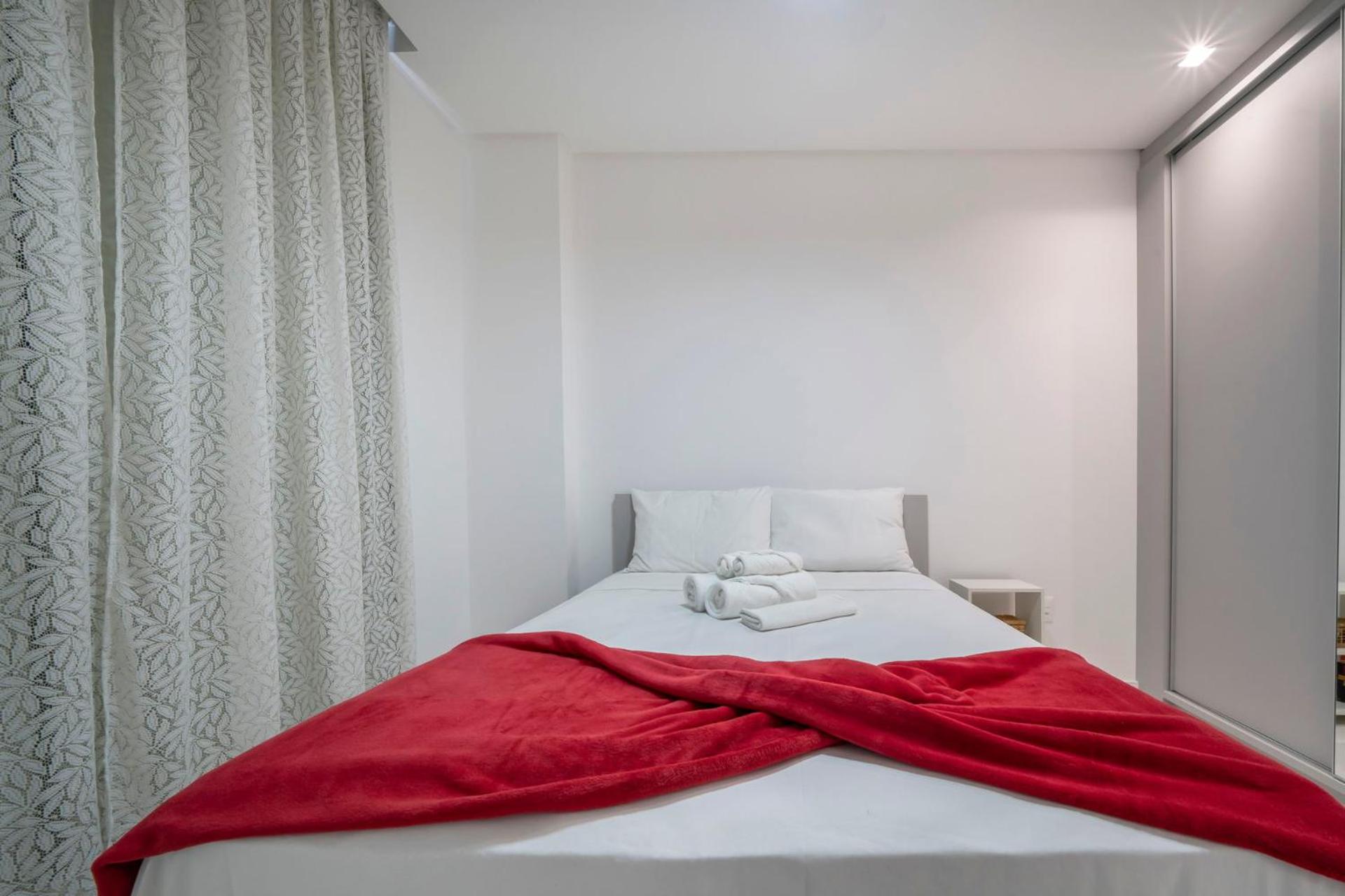 Confortável e Novo Próx. Praia - Porto Belo PX5674