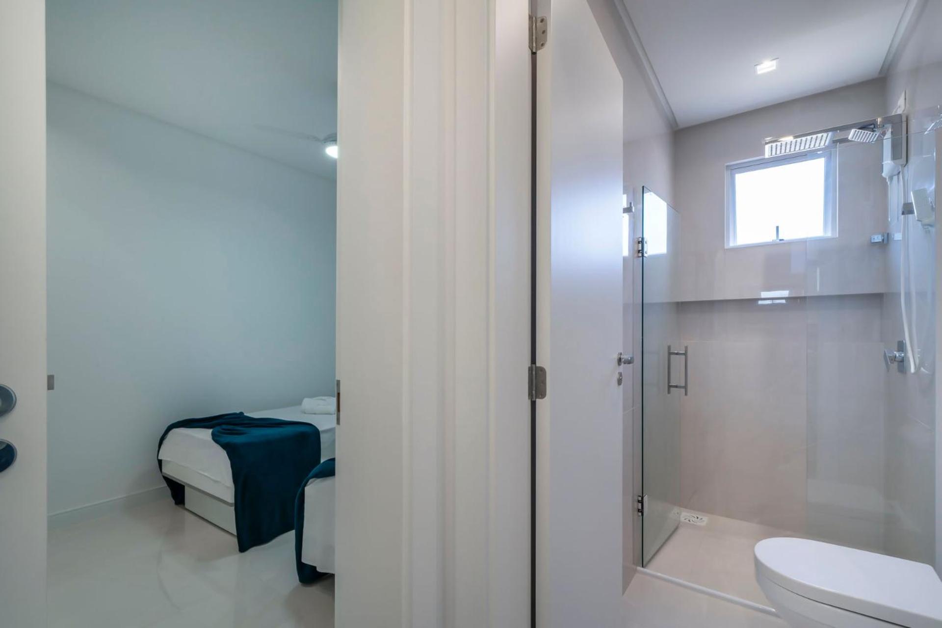 Confortável e Novo Próx. Praia - Porto Belo PX5674