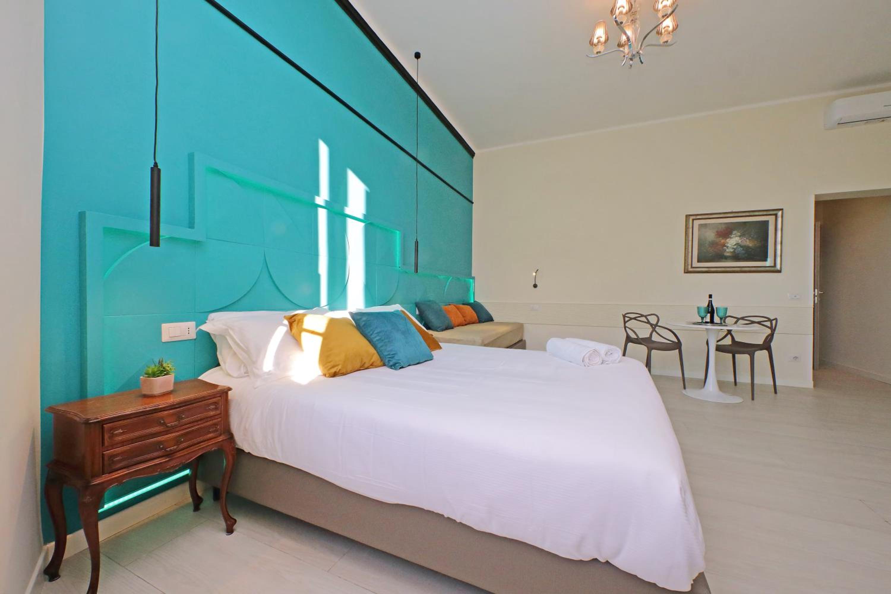 Domus Augustea - San Giovanni Sunset Suites